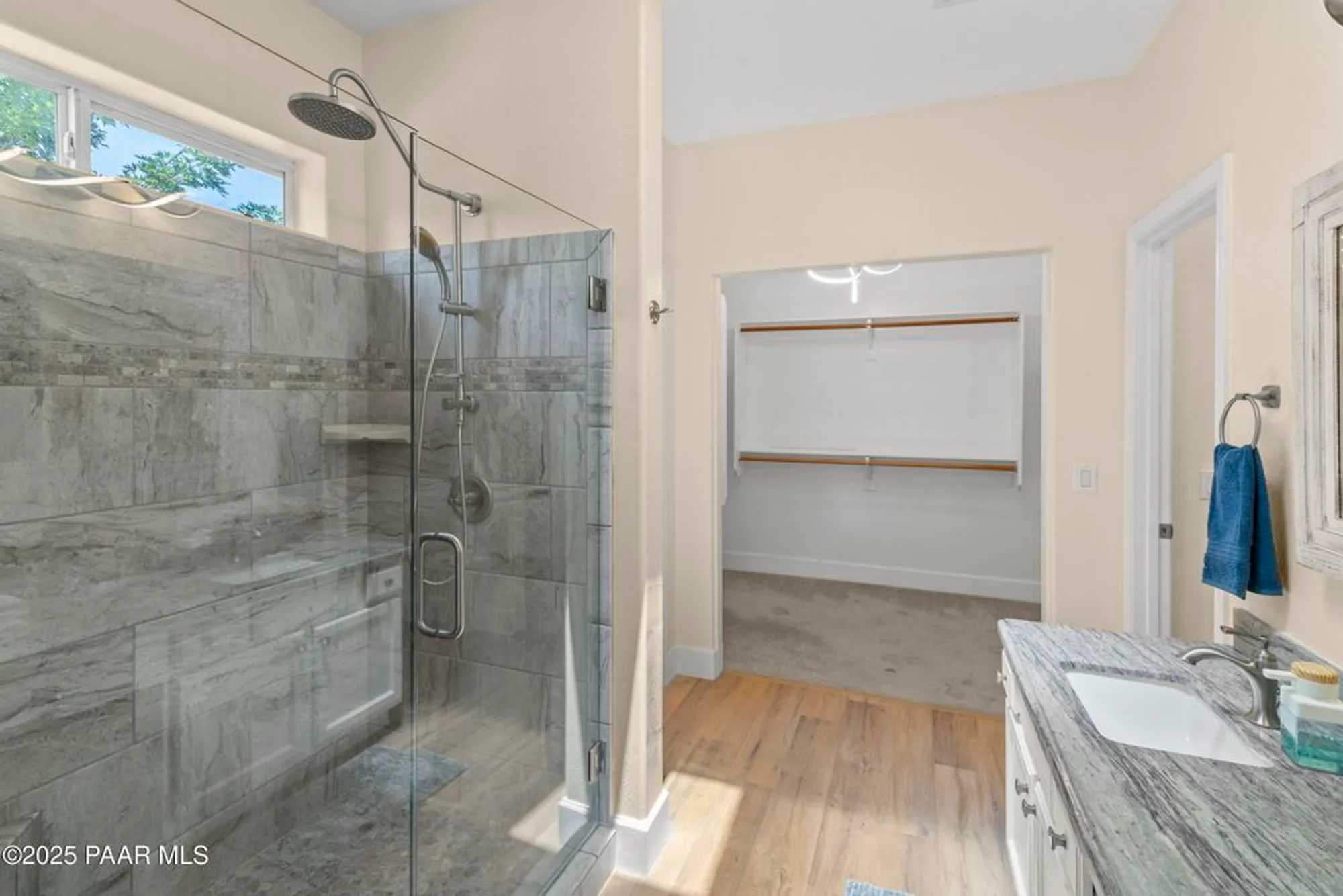 Property Slideshow image 17 of 27 | 7673 e circle wagons way, Prescott Valley, AZ, 86315