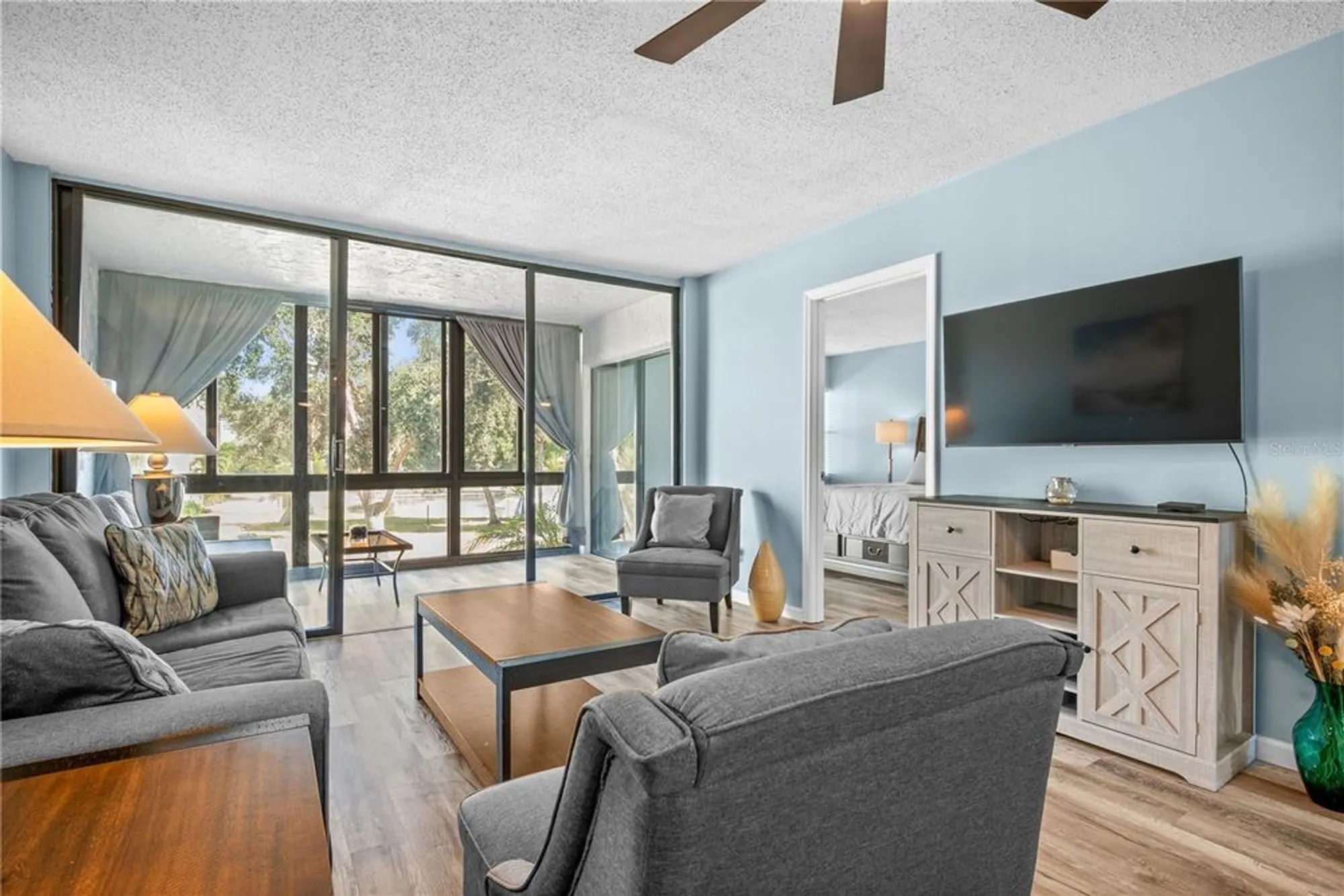 Property Slideshow image 9 of 34 | 14130 rosemary ln 5209, Largo, FL, 33774