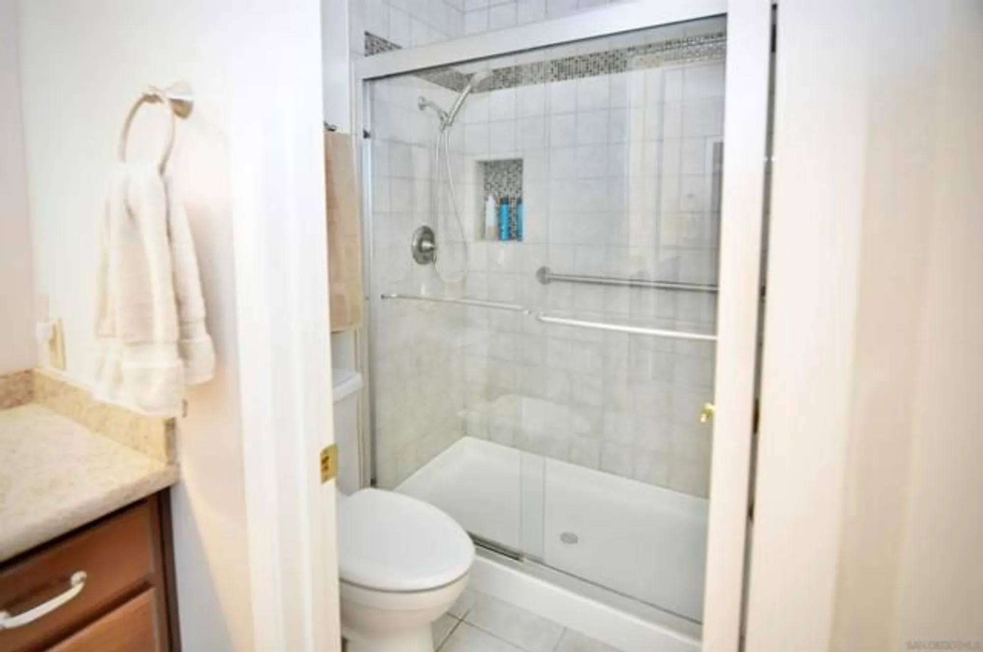 Property Slideshow image 20 of 24 | 17473 plaza abierto 30, San Diego, CA, 92128