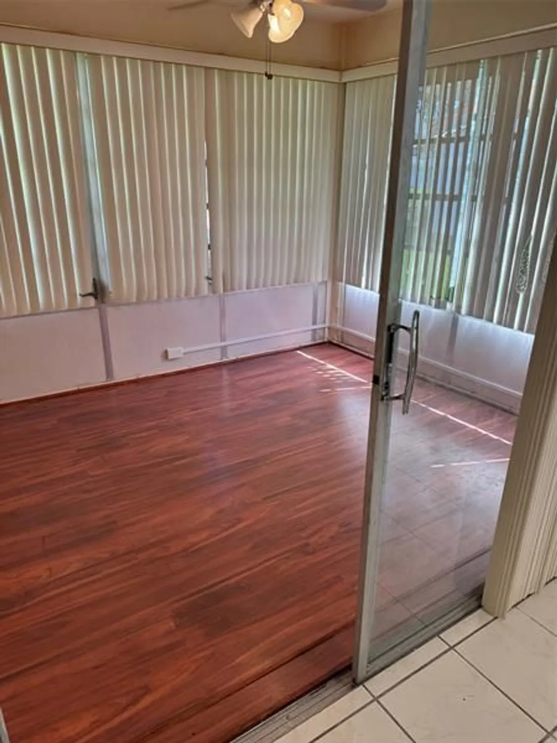 Property Slideshow image 5 of 24 | 1071 nw 88th ave # 93a, Plantation, FL, 33322