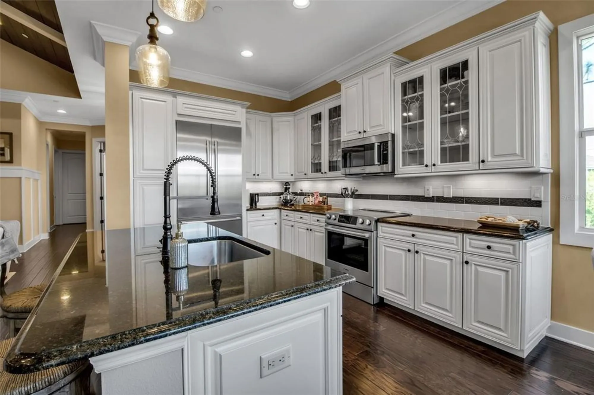 Property Slideshow image 43 of 99 | 321 sapphire lake dr 202, Bradenton, FL, 34209