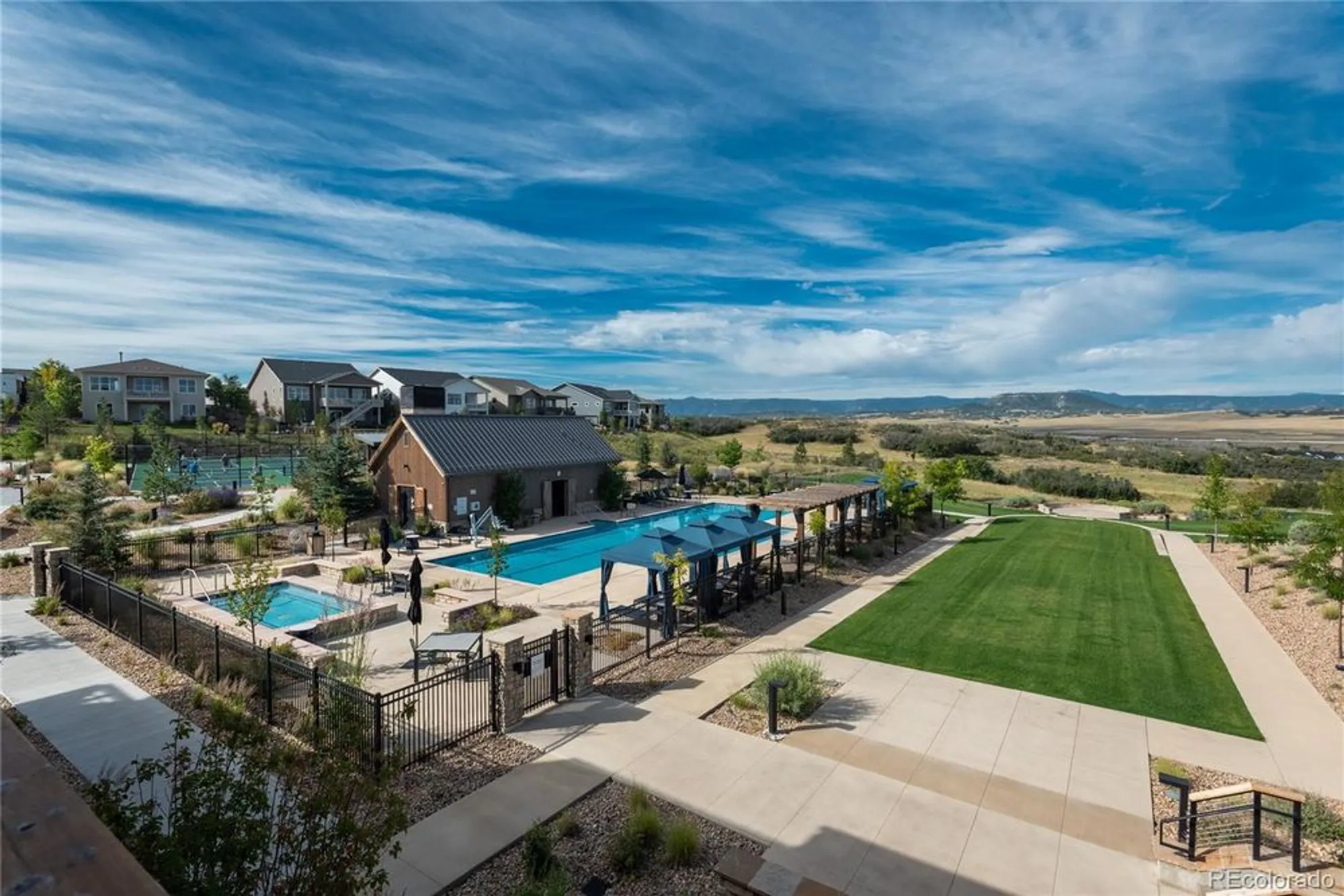 Property Slideshow image 38 of 49 | 5665 shadescale way, Castle Rock, CO, 80104