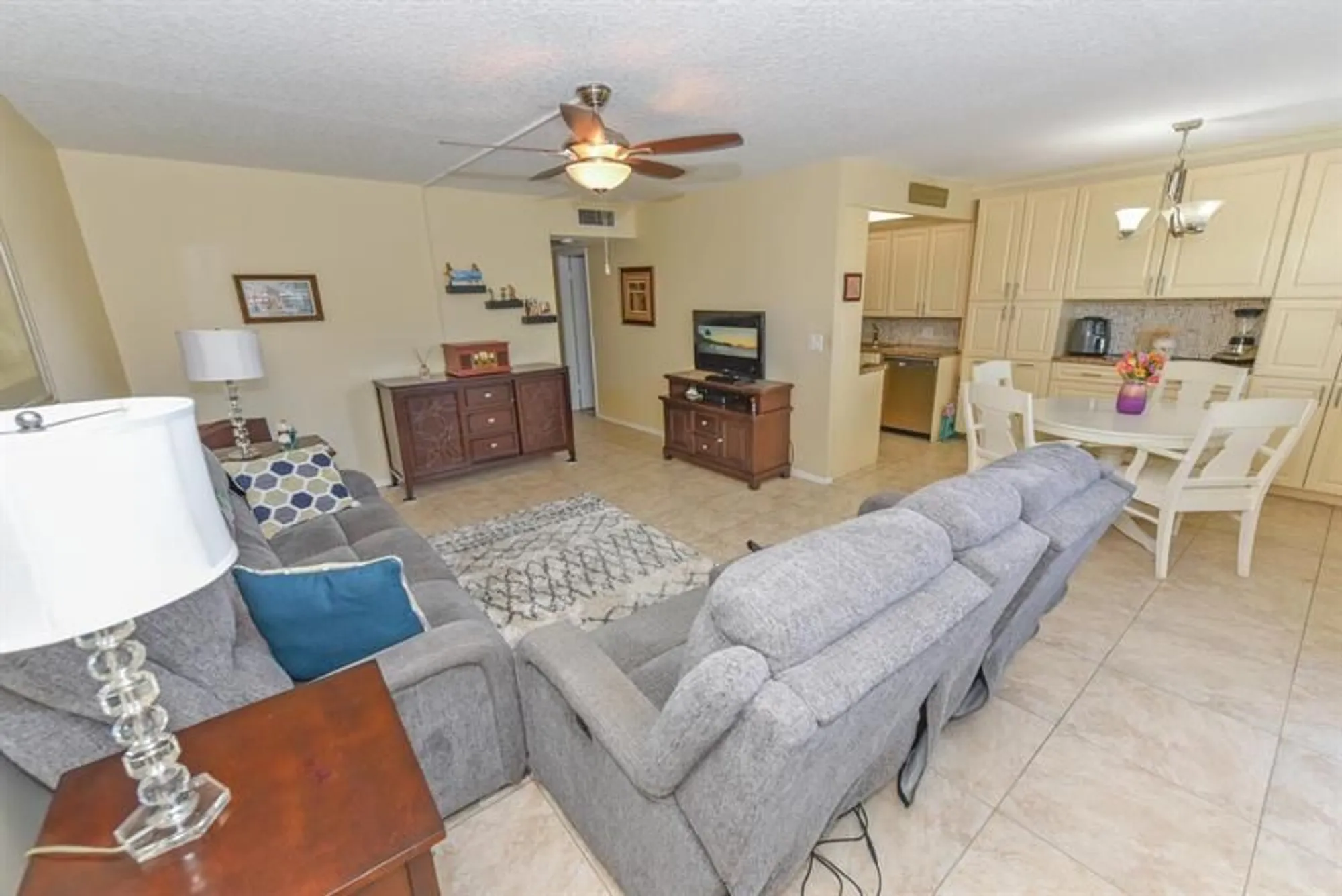 Property Slideshow image 22 of 28 | 3026 newport h # 3026, Deerfield Beach, FL, 33442