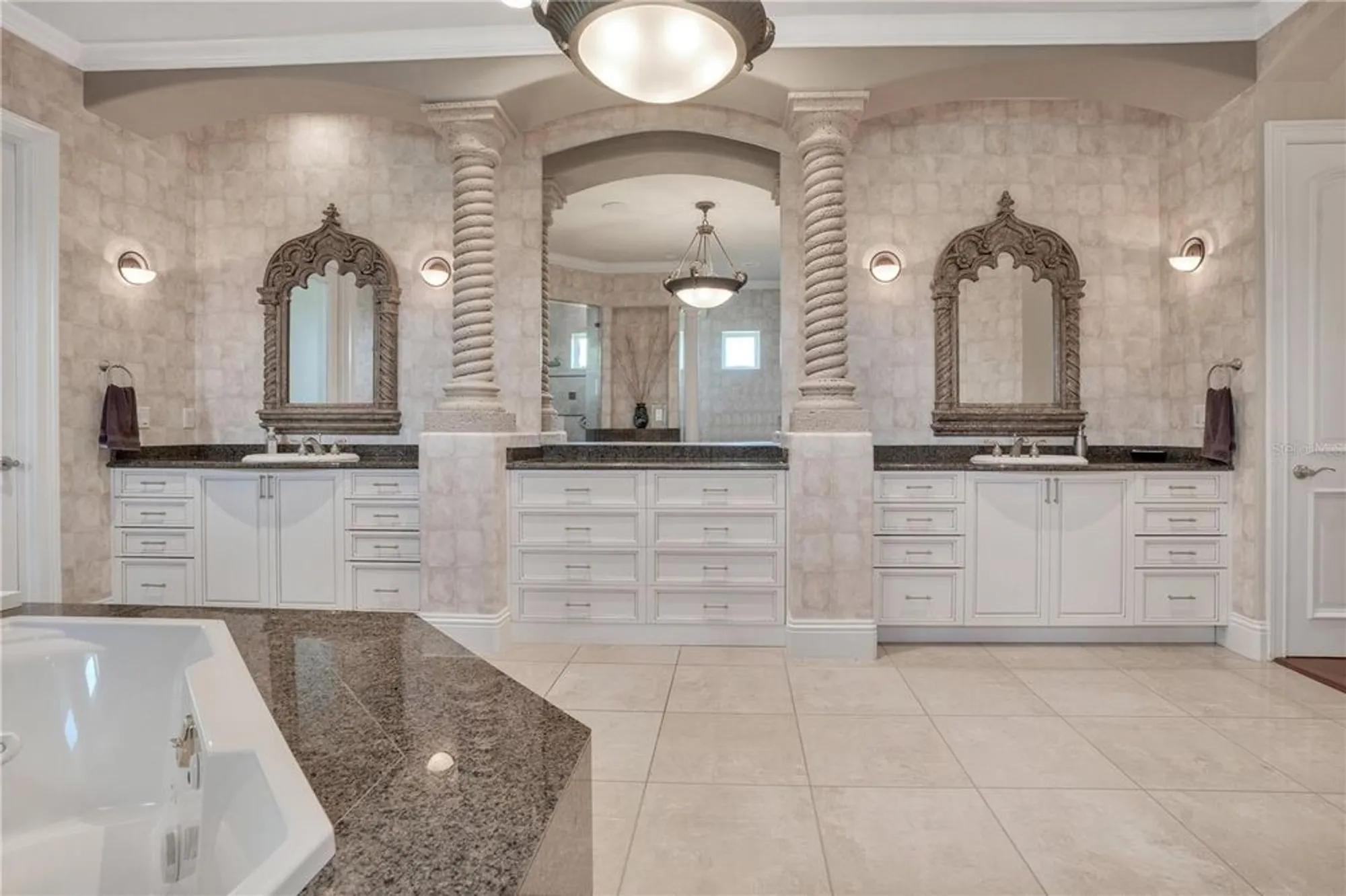 Property Slideshow image 32 of 71 | 1117 oxbridge ln, Ormond Beach, FL, 32174