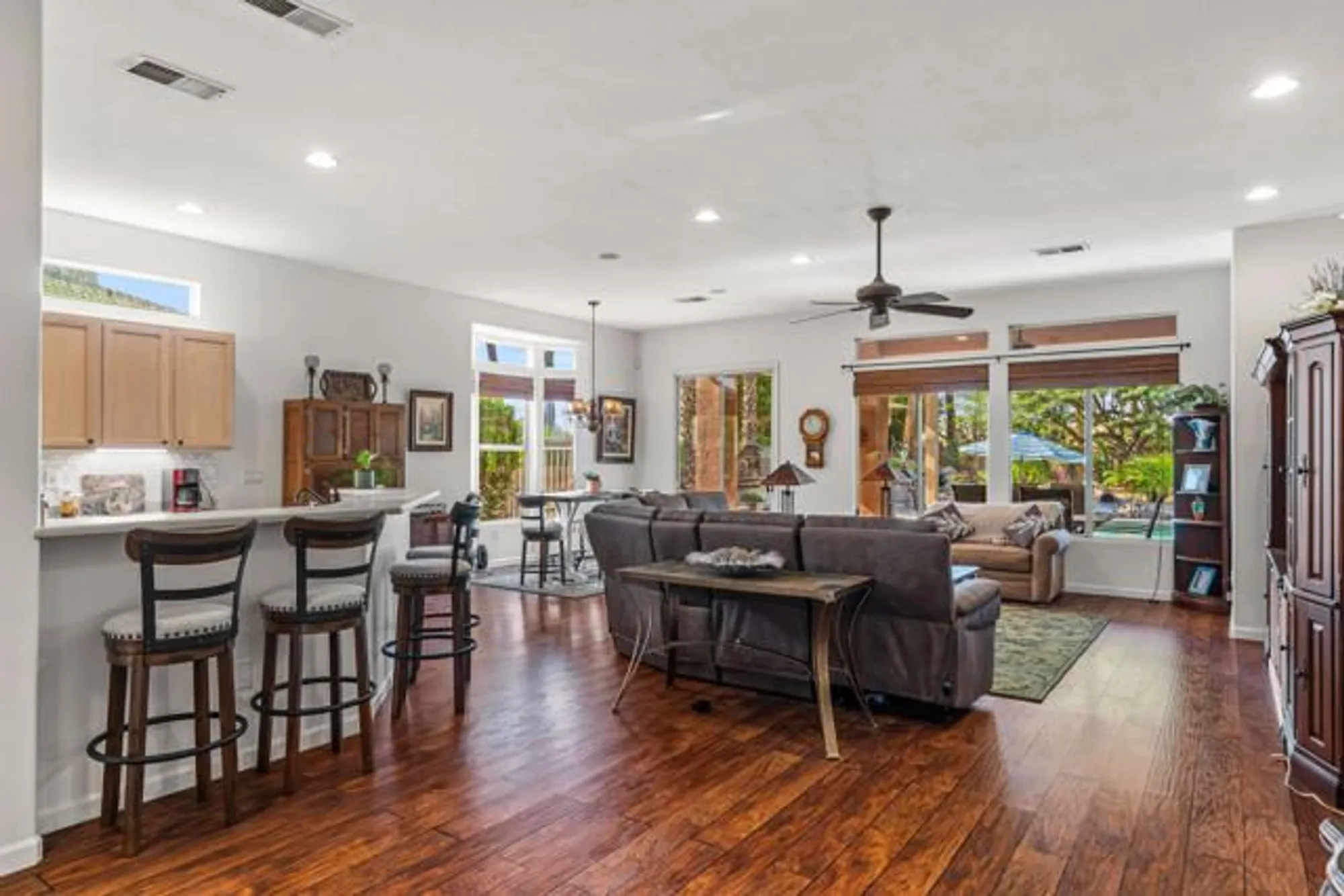 Property Slideshow image 5 of 56 | 44129 royal troon dr, Indio, CA, 92201