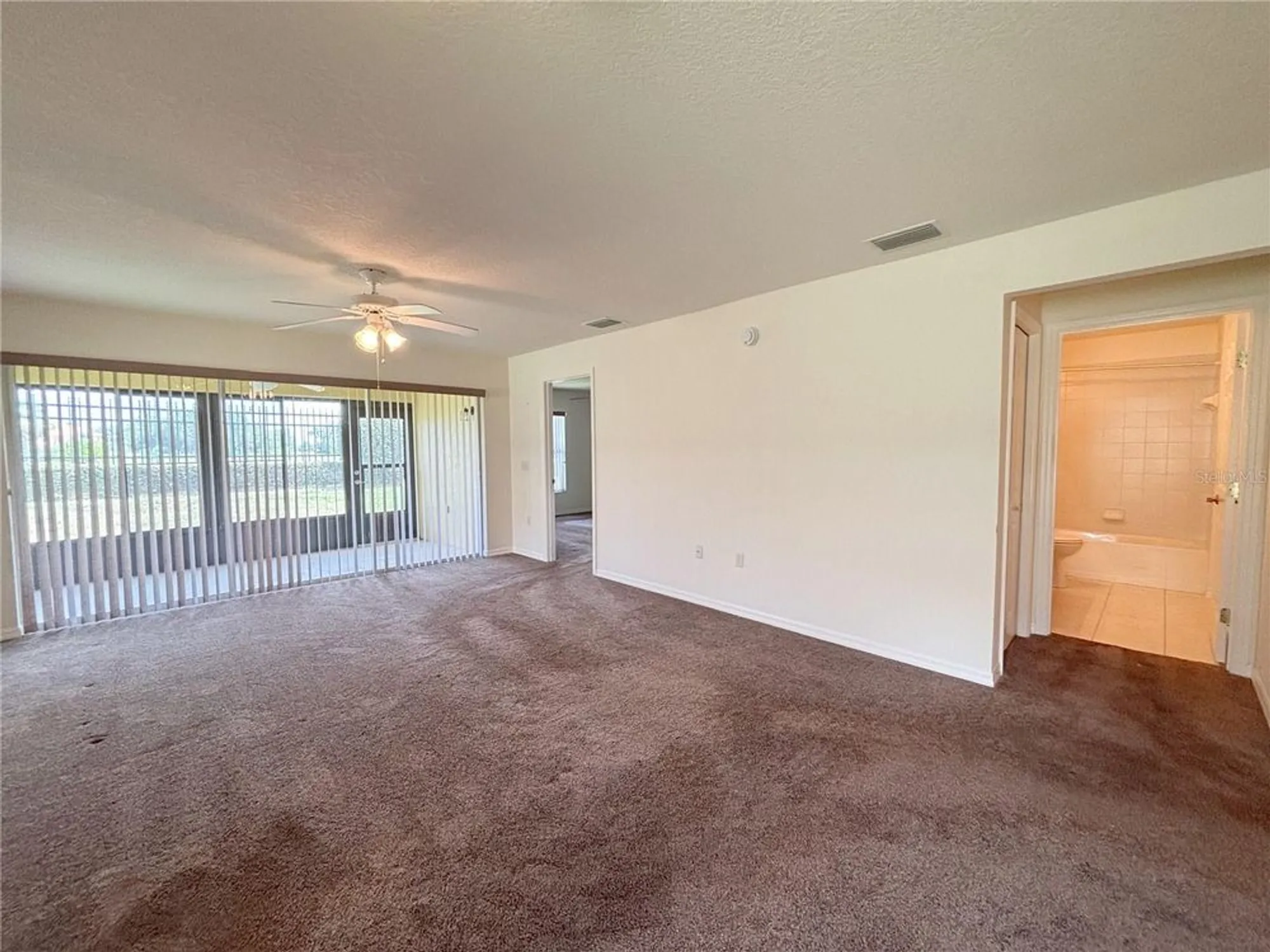 Property Slideshow image 8 of 53 | 4412 turnberry ln, Lake Wales, FL, 33859