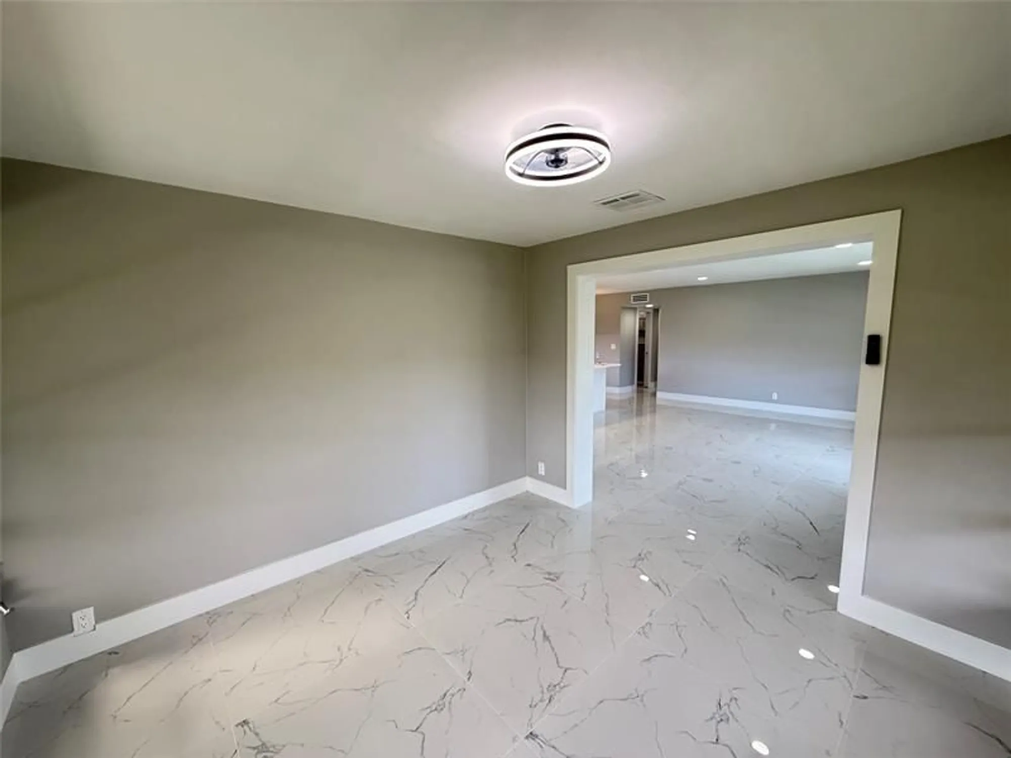 Property Slideshow image 7 of 16 | 4935 nw 2nd st d, Delray Beach, FL, 33445