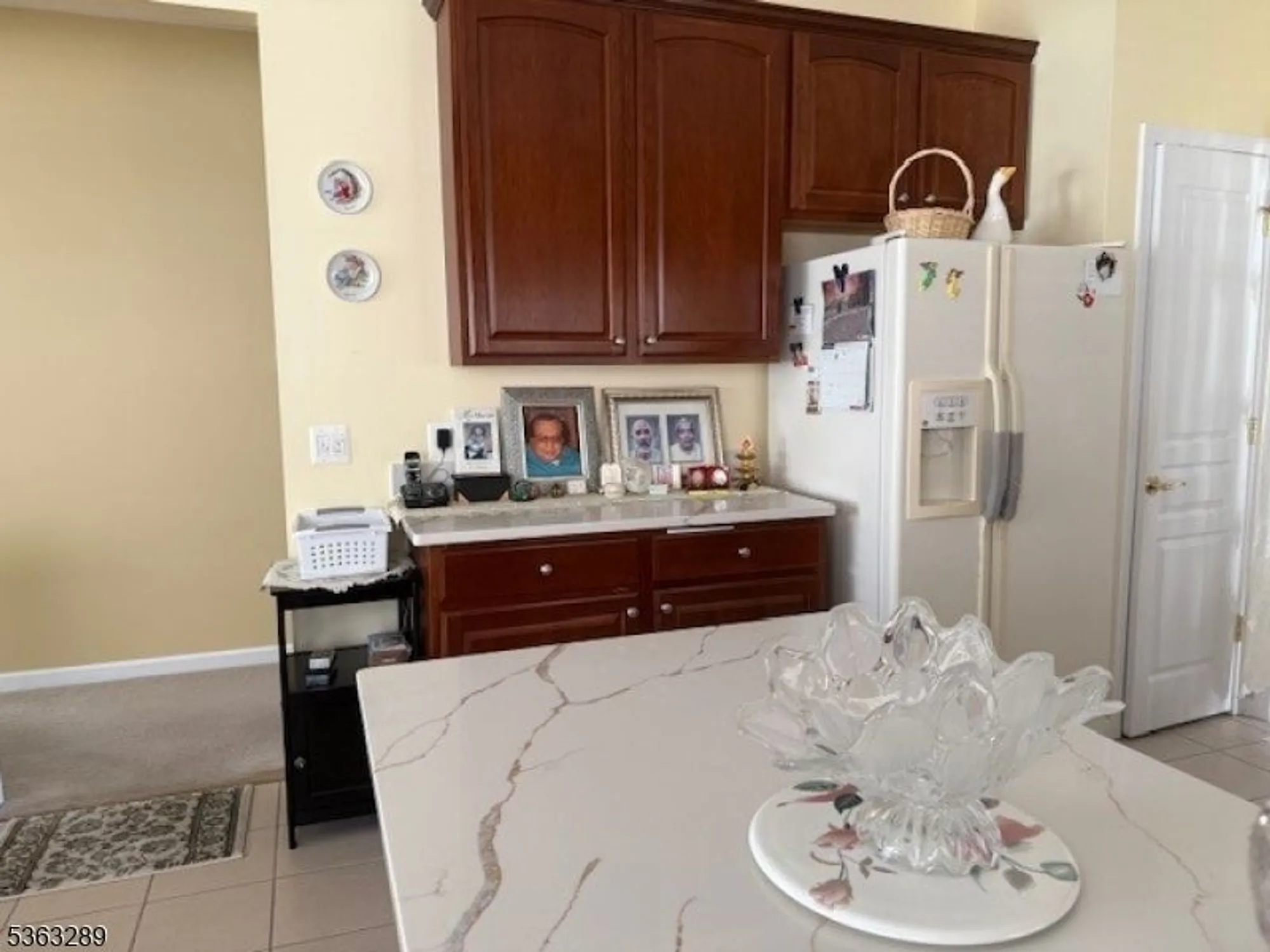 Property Slideshow image 5 of 27 | 515 crossfields ln, Somerset, NJ, 08873