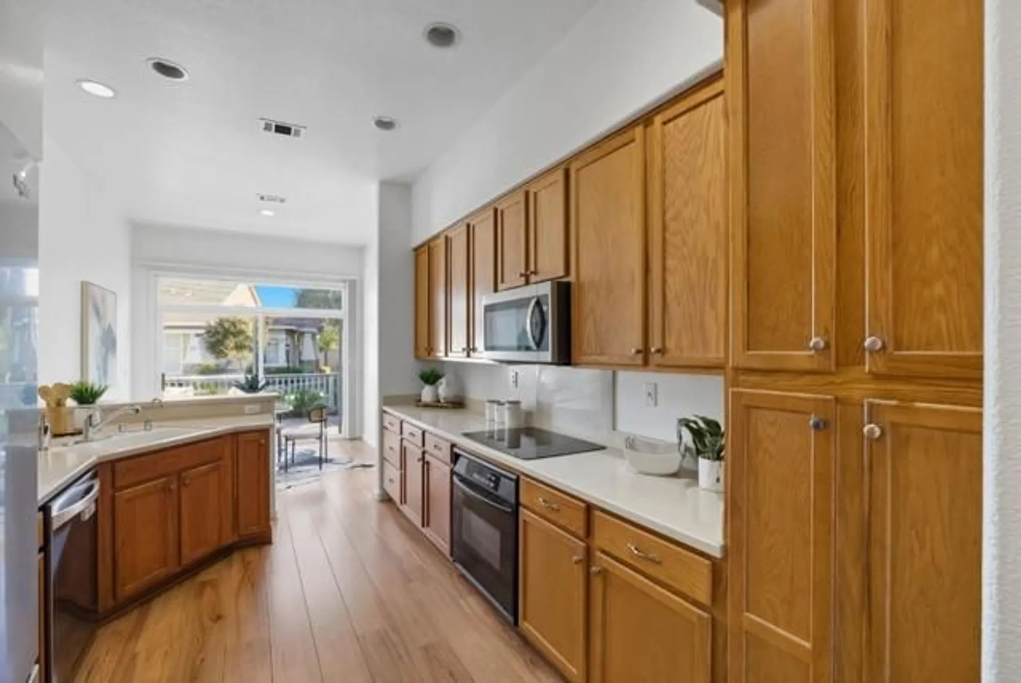 Property Slideshow image 10 of 56 | 2044 folle blanche dr, San Jose, CA, 95135