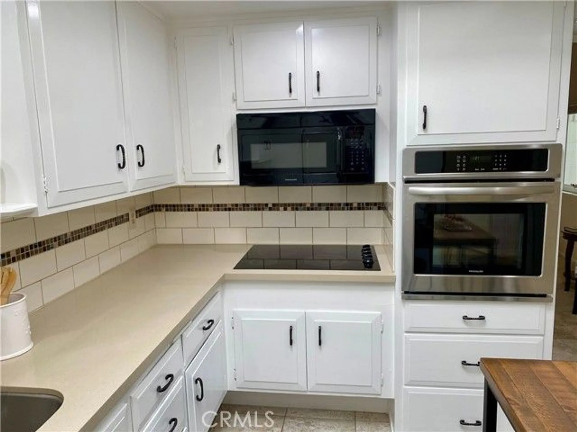 Property Slideshow image 9 of 32 | 1241 knollwood rd apt 46e, Seal Beach, CA, 90740