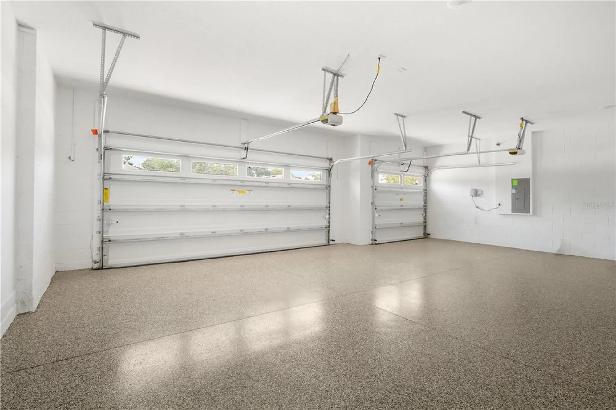 Property Slideshow image 31 of 44 | 9176 players dr, Weeki Wachee, FL, 34613