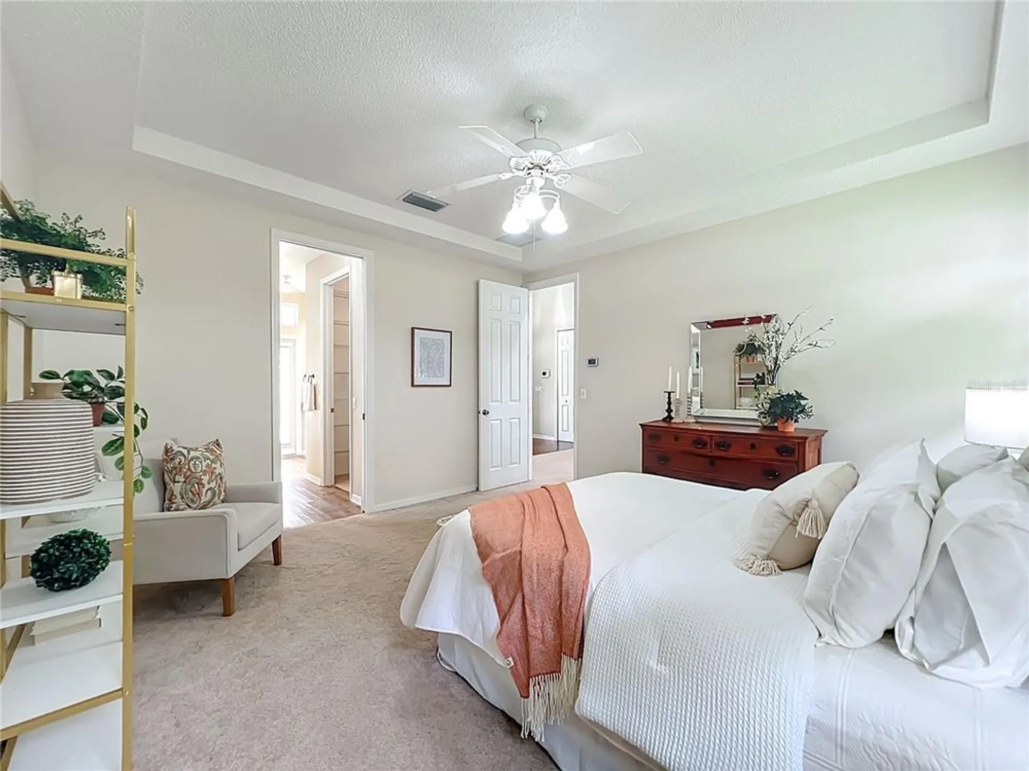 Property Slideshow image 33 of 73 | 5902 princess diana ct, Leesburg, FL, 34748