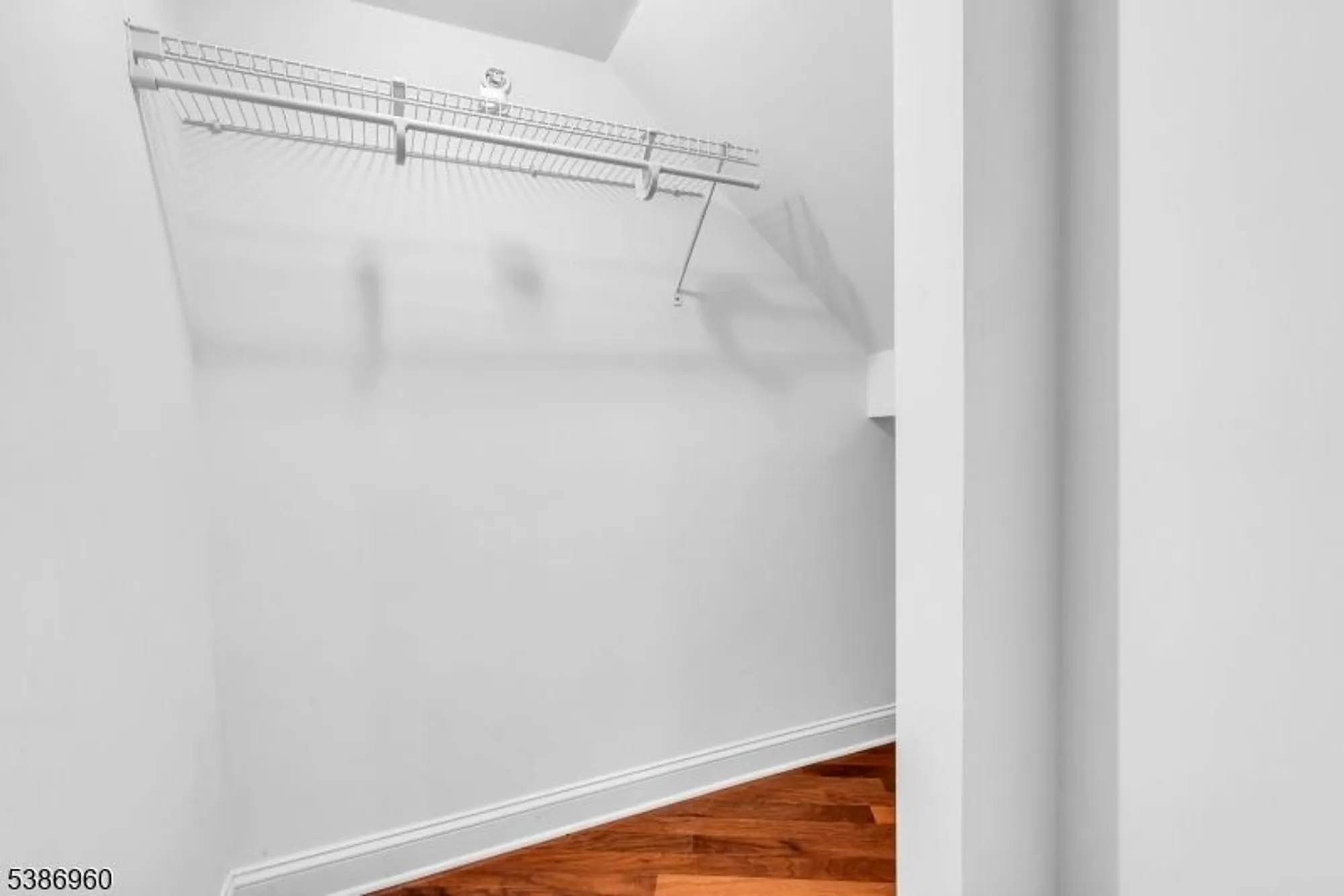 Property Slideshow image 27 of 38 | 182 victoria dr, Basking Ridge, NJ, 07920