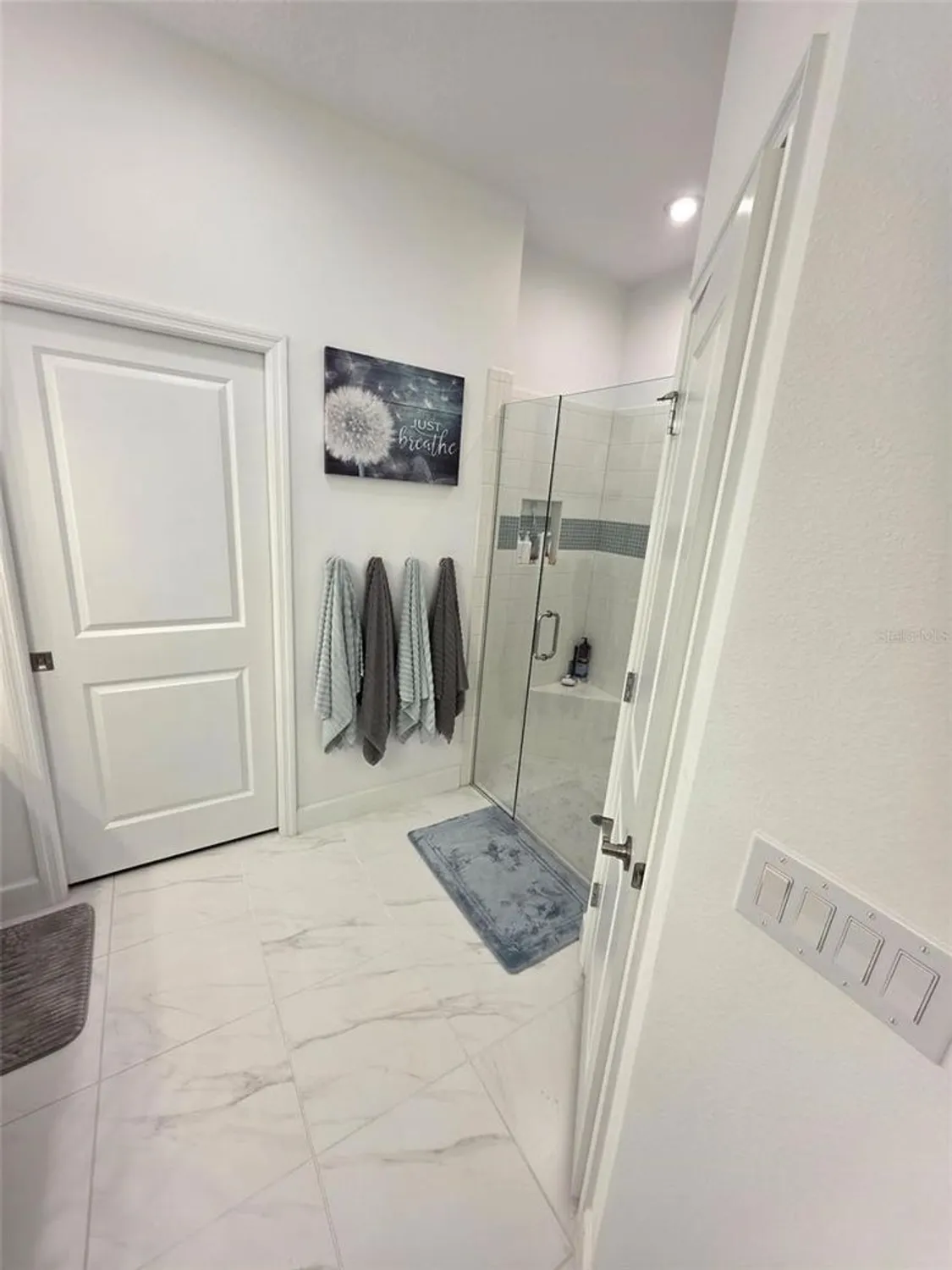 Property Slideshow image 14 of 35 | 10934 wendover dr, Palmetto, FL, 34221