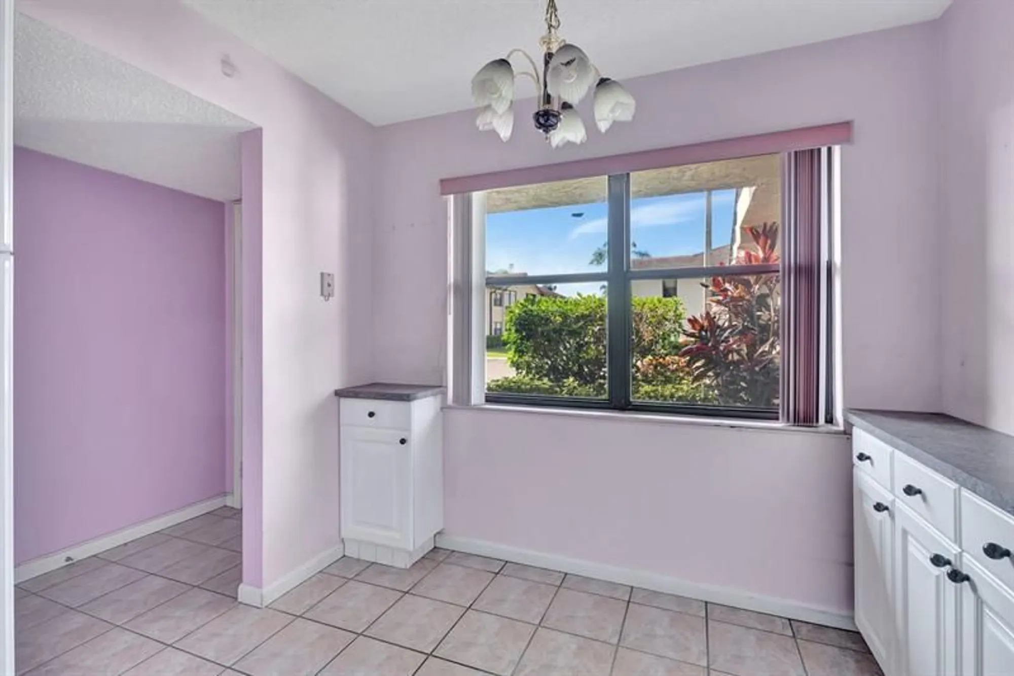 Property Slideshow image 10 of 45 | 7650 tahiti ln 102, Lake Worth, FL, 33467