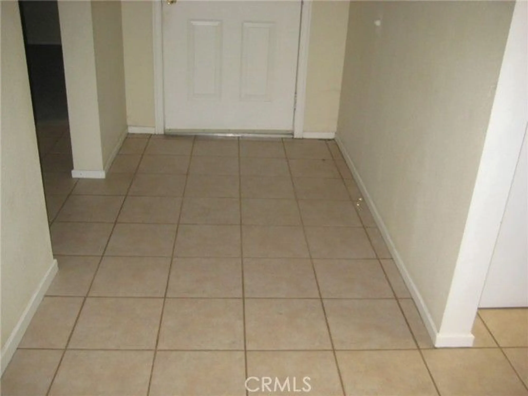 Property Slideshow image 5 of 41 | 19058 pamela ln, Apple Valley, CA, 92308