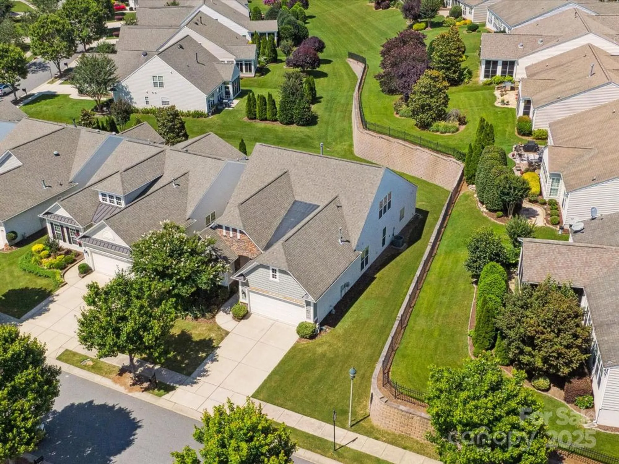 Property Slideshow image 37 of 44 | 8036 crater lake dr, Fort Mill, SC, 29707