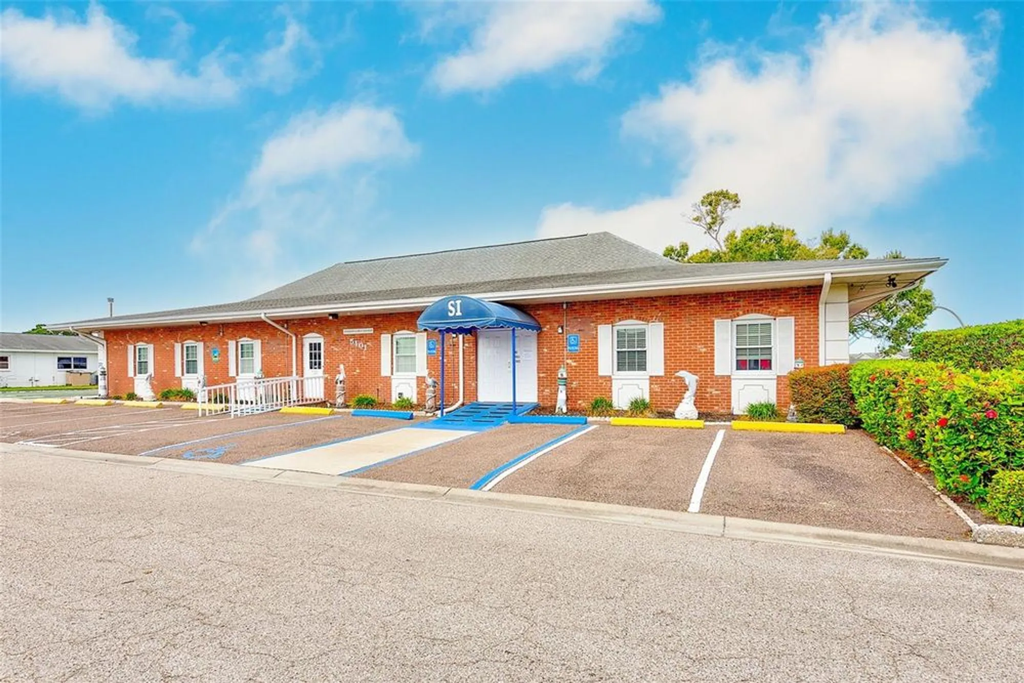 Property Slideshow image 29 of 32 | 4995 trillium ct, Pinellas Park, FL, 33782