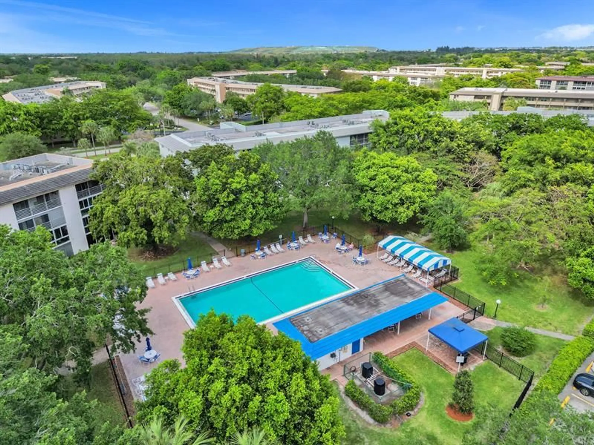 Property Slideshow image 24 of 64 | 3002 portofino isle c3, Coconut Creek, FL, 33066