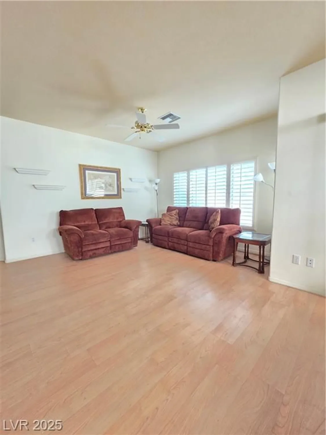 Property Slideshow image 6 of 42 | 10409 snyder ave, Las Vegas, NV, 89134