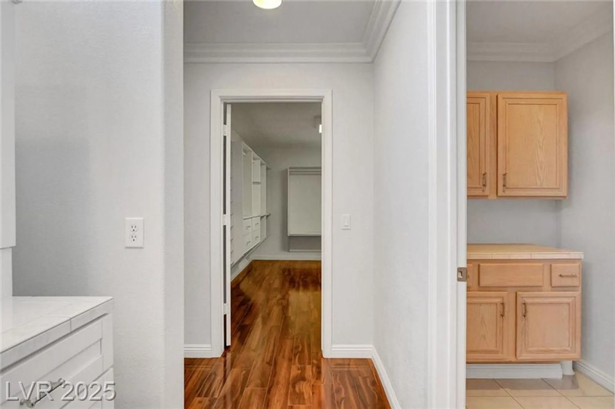 Property Slideshow image 37 of 54 | 2505 palmridge dr, Las Vegas, NV, 89134