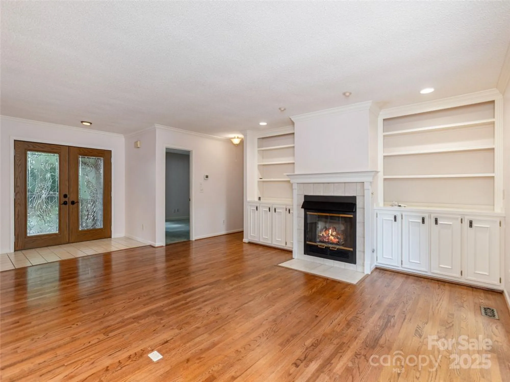 Property Slideshow image 6 of 35 | 204 greenleaf dr, Flat Rock, NC, 28731