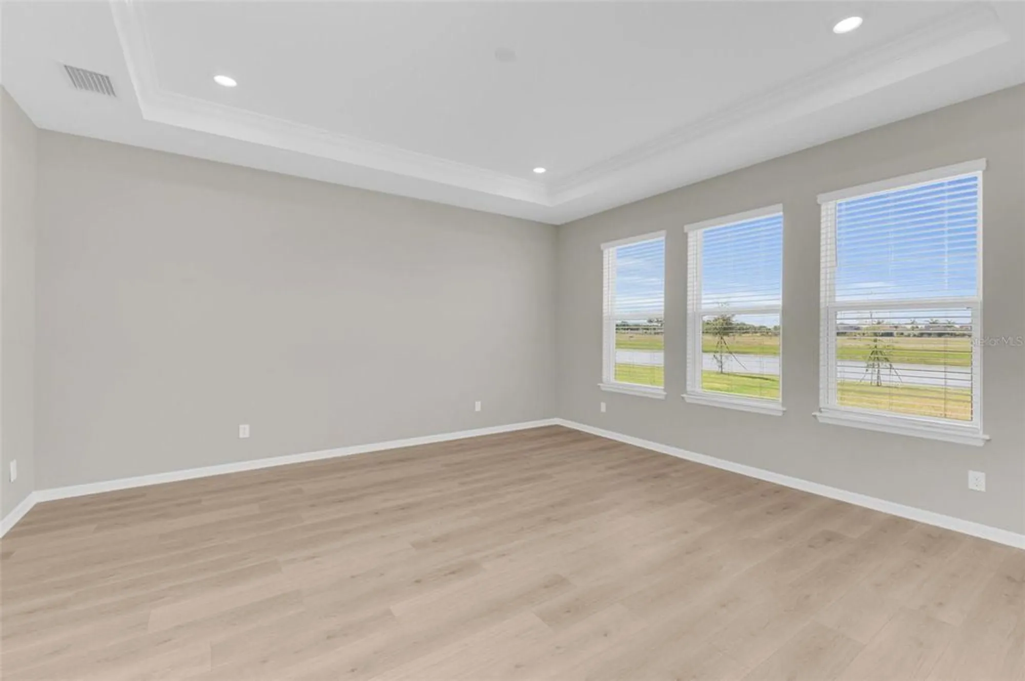 Property Slideshow image 27 of 51 | 16545 star grass cir, Bradenton, FL, 34211