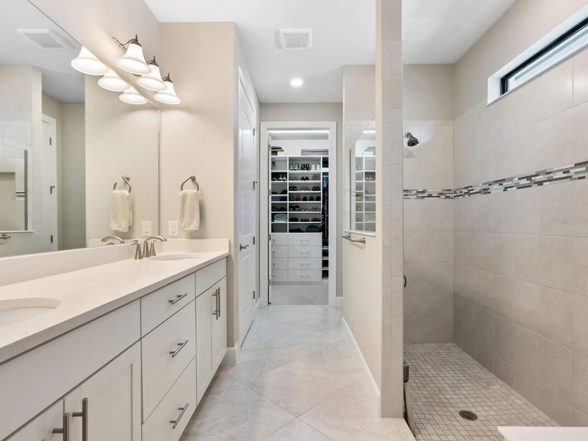 Property Slideshow image 11 of 27 | 12325 marsh pointe rd, Sarasota, FL, 34238