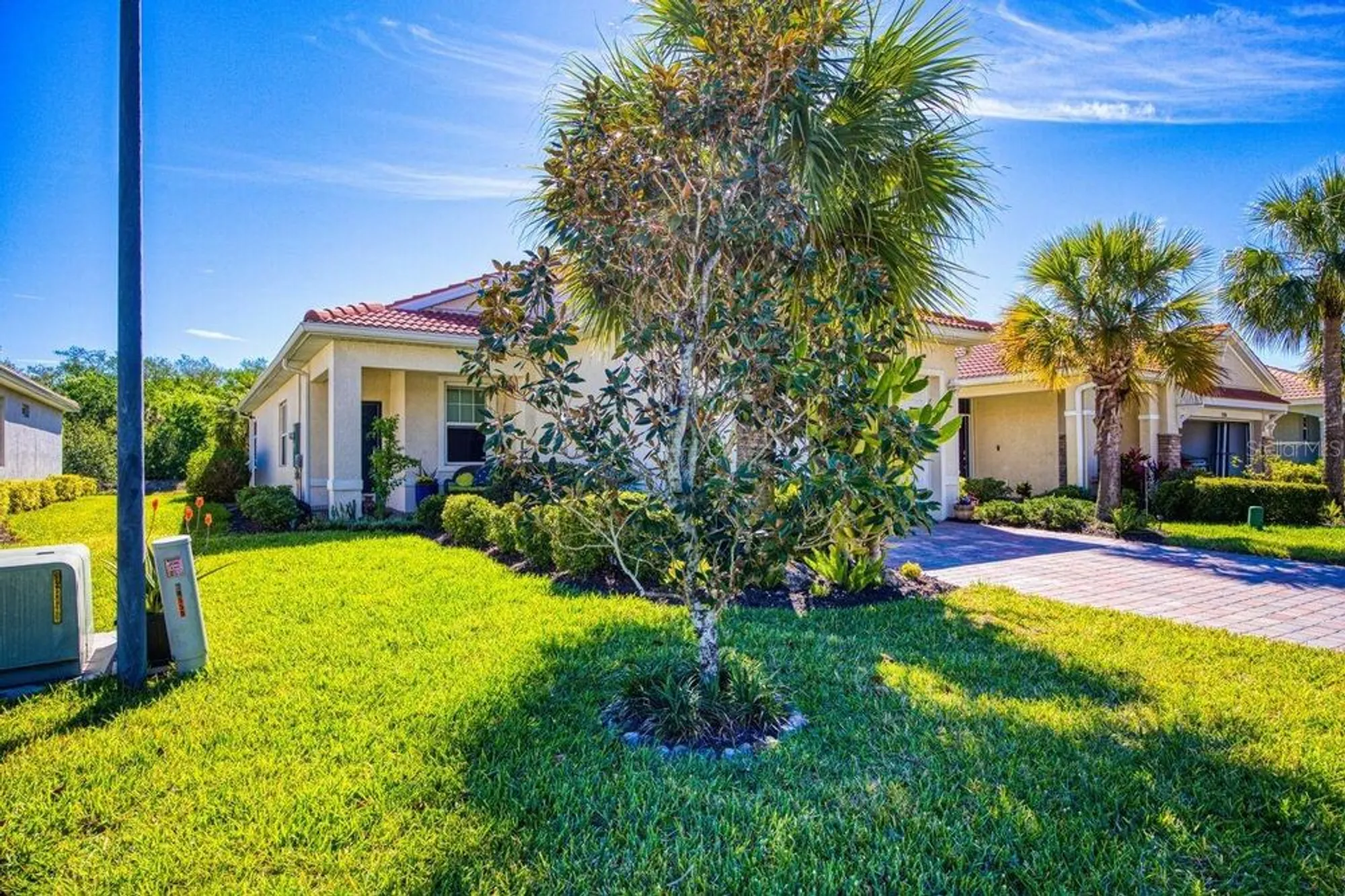 Property Slideshow image 34 of 35 | 2130 summersweet dr, Alva, FL, 33920
