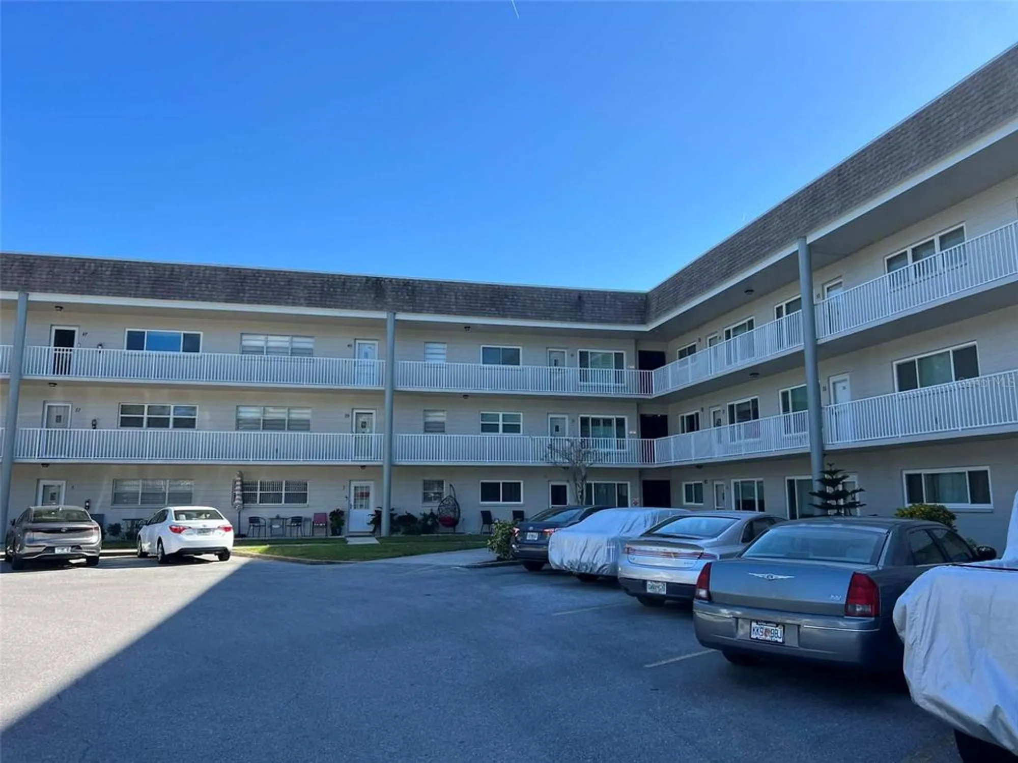 Property Slideshow image 1 of 22 | 2441 persian dr 51, Clearwater, FL, 33763