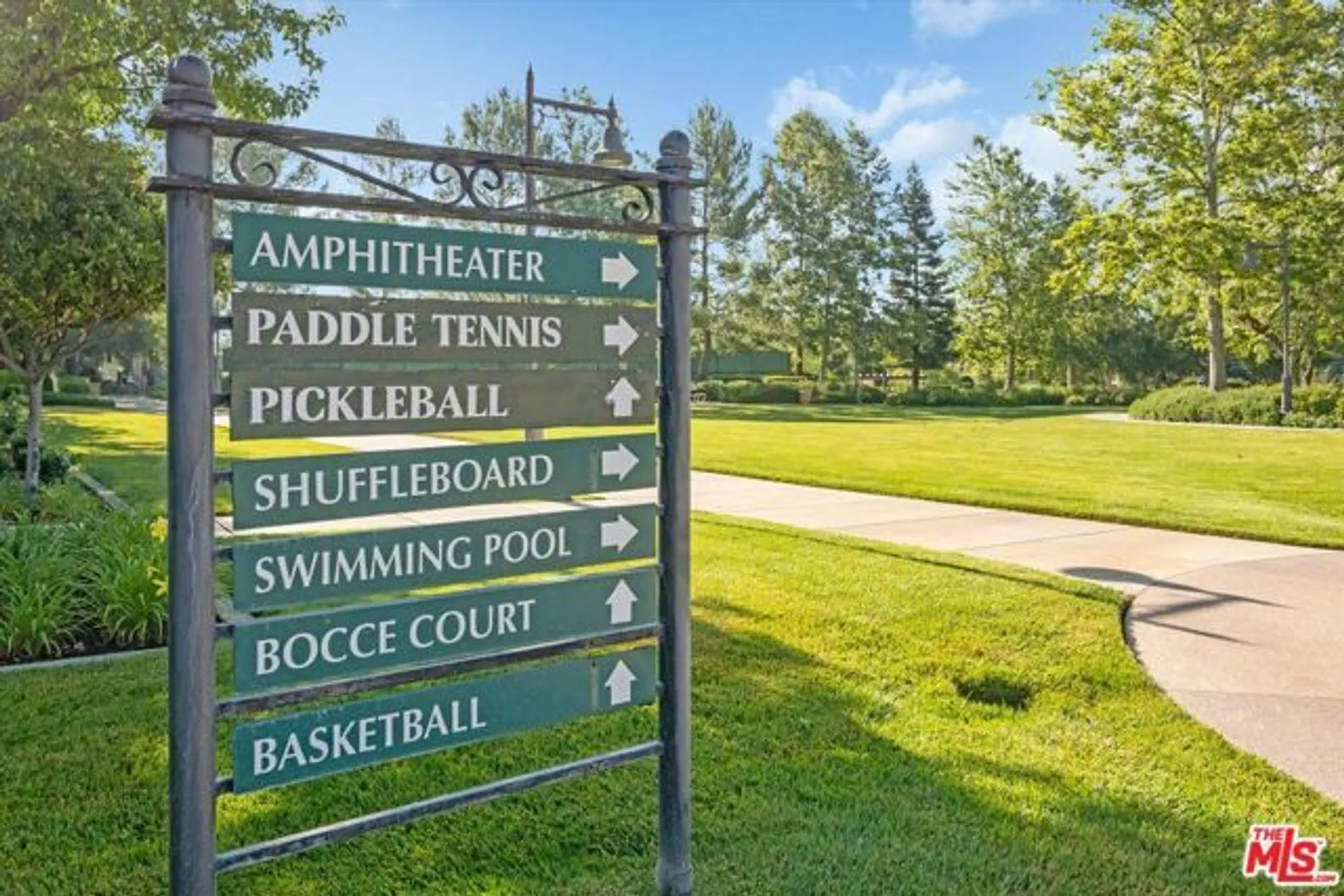 Property Slideshow image 30 of 39 | 180 kettle crk, Beaumont, CA, 92223