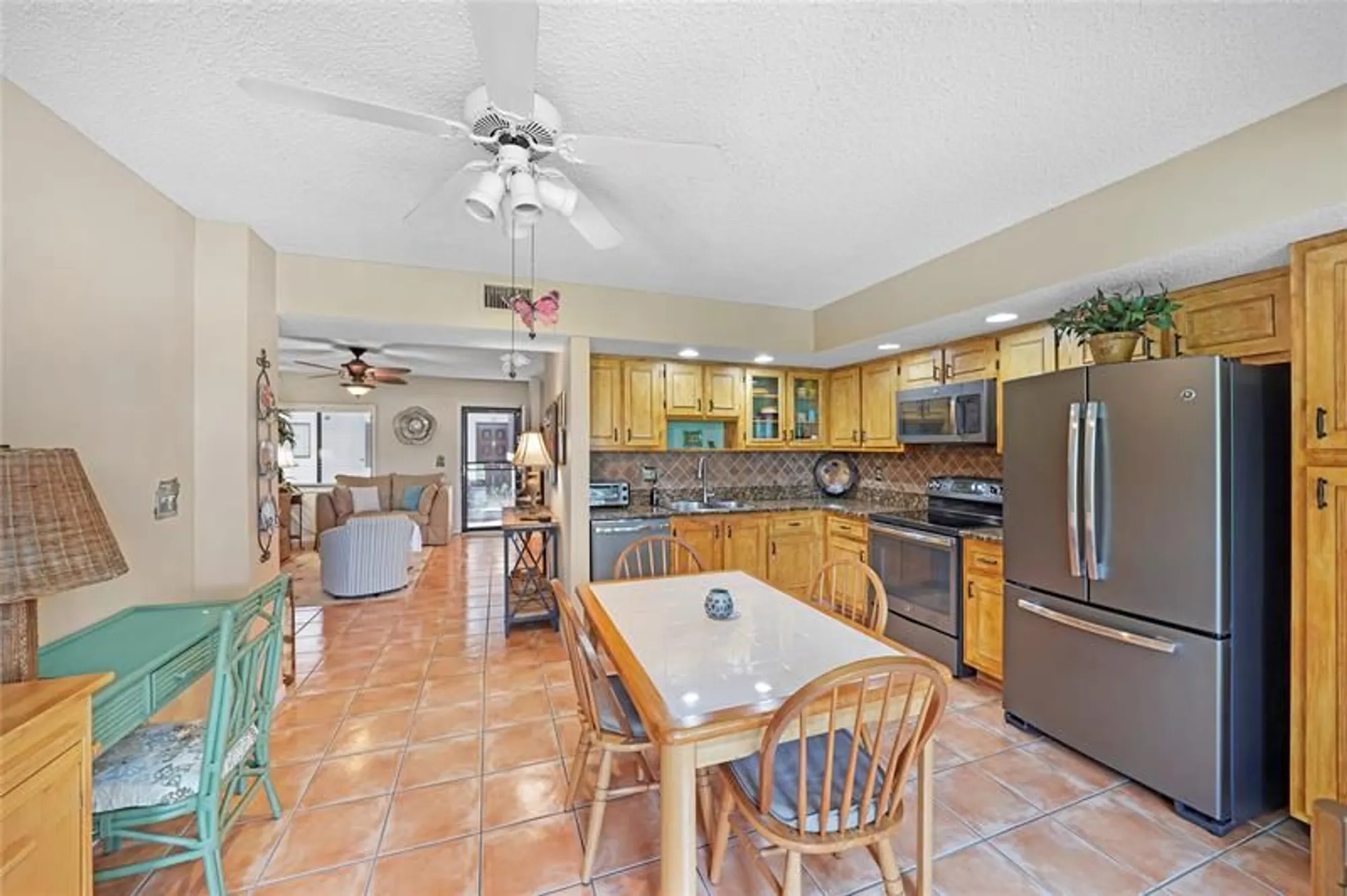 Property Slideshow image 12 of 47 | 5100 las verdes cir 114, Delray Beach, FL, 33484