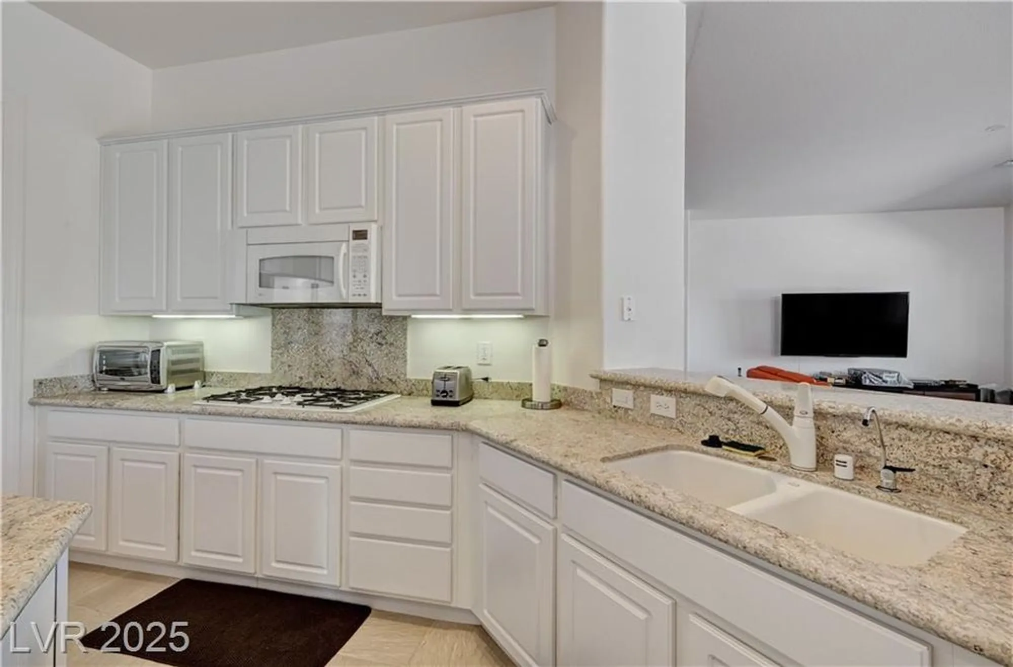 Property Slideshow image 19 of 45 | 2183 clearwater lake dr, Henderson, NV, 89044