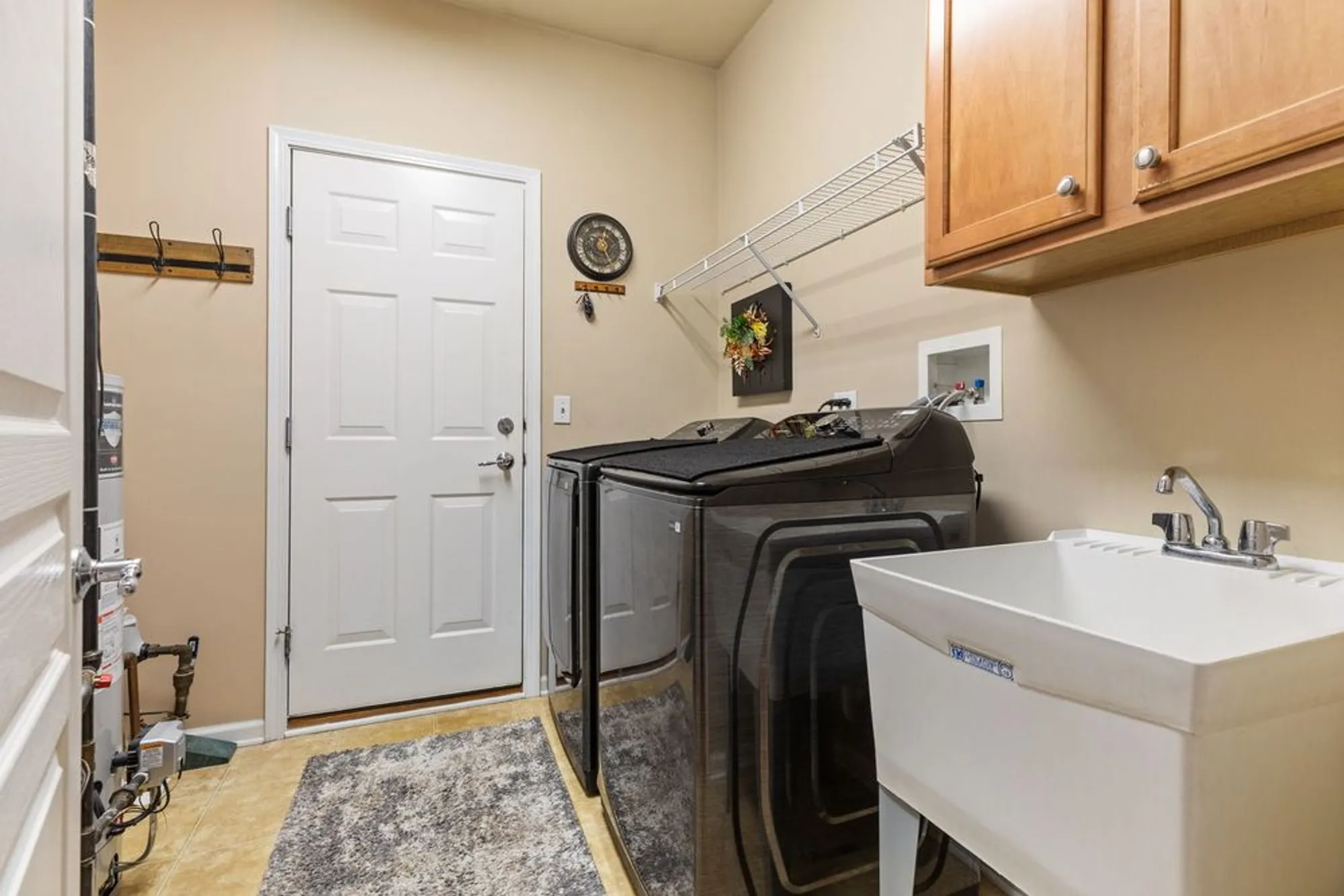 Property Slideshow image 25 of 38 | 110 national ct, Shorewood, IL, 60404