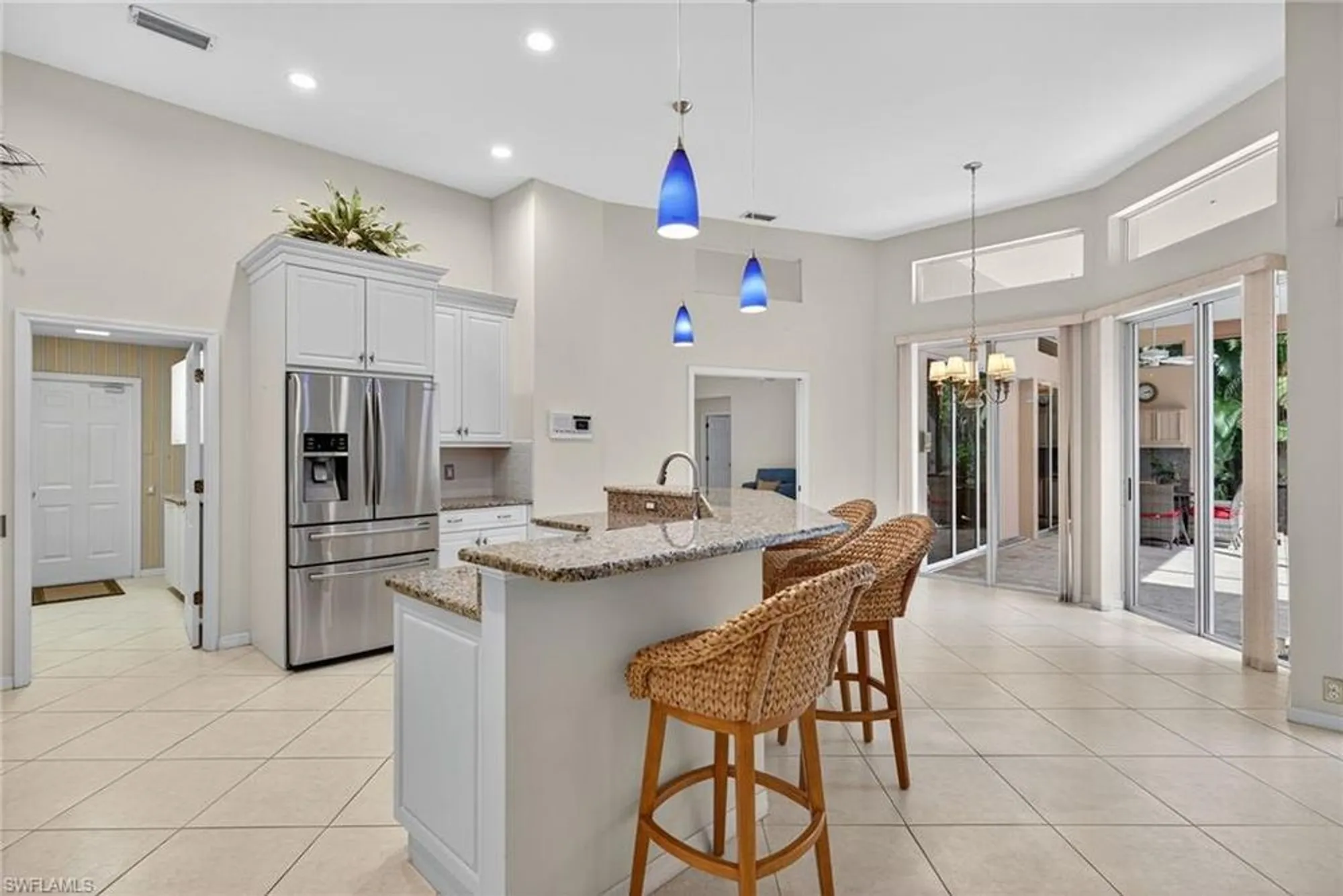 Property Slideshow image 9 of 44 | 3821 woodlake dr, Bonita Springs, FL, 34134