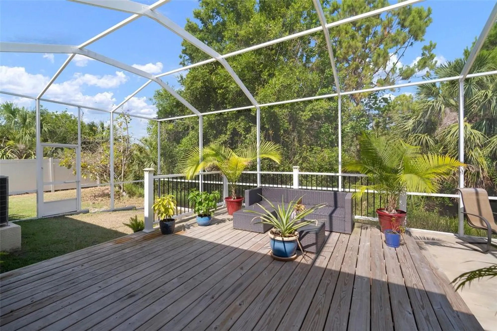 Property Slideshow image 47 of 93 | 5102 coastal scene dr, Apollo Beach, FL, 33572