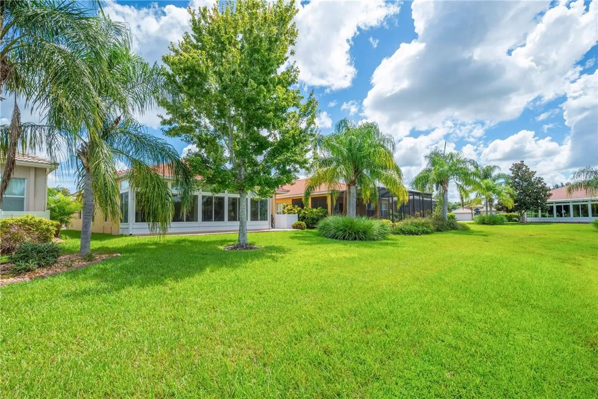 Property Slideshow image 30 of 49 | 15931 golden lakes dr, Wimauma, FL, 33598