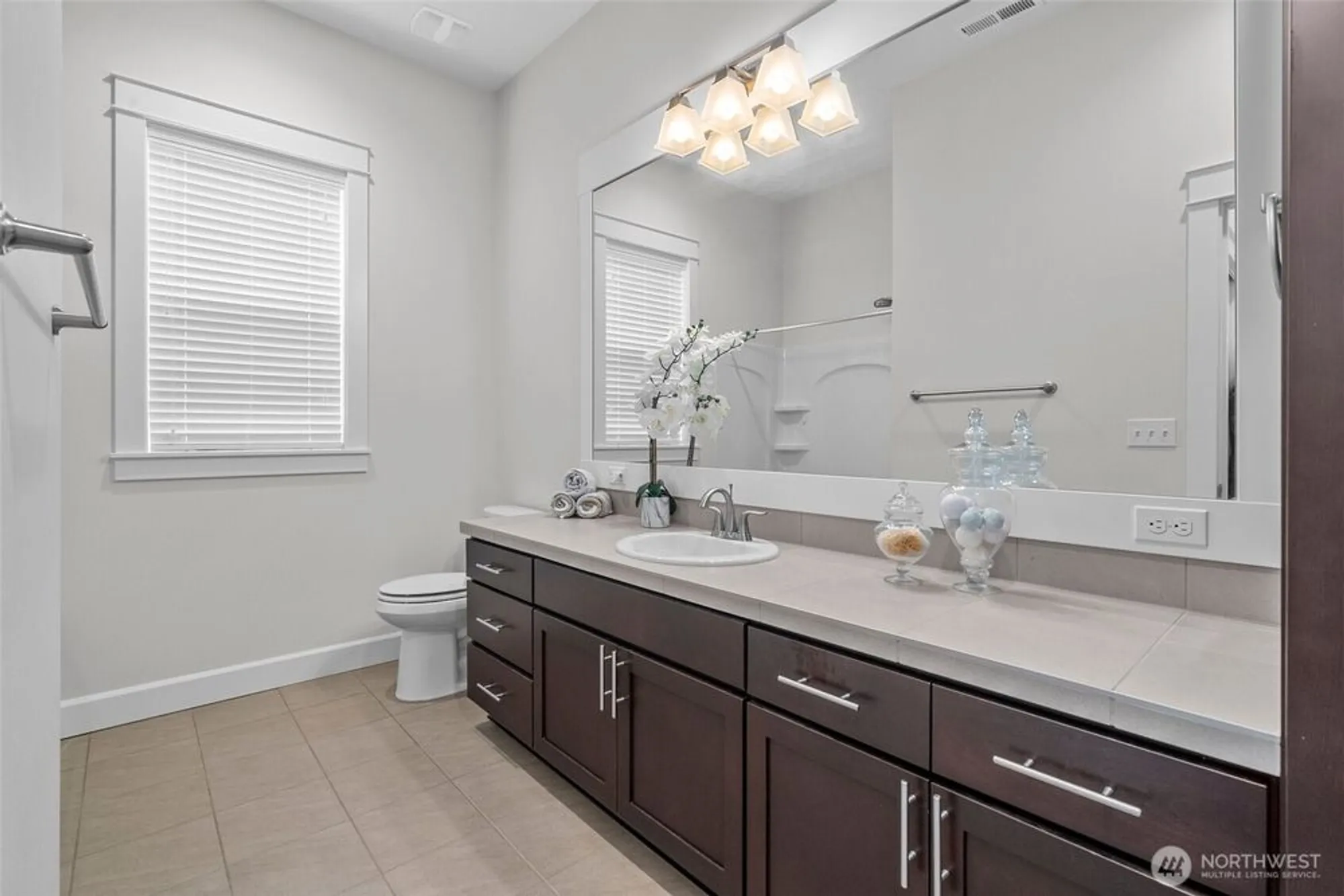 Property Slideshow image 11 of 24 | 3727 oakwood st se, Olympia, WA, 98513