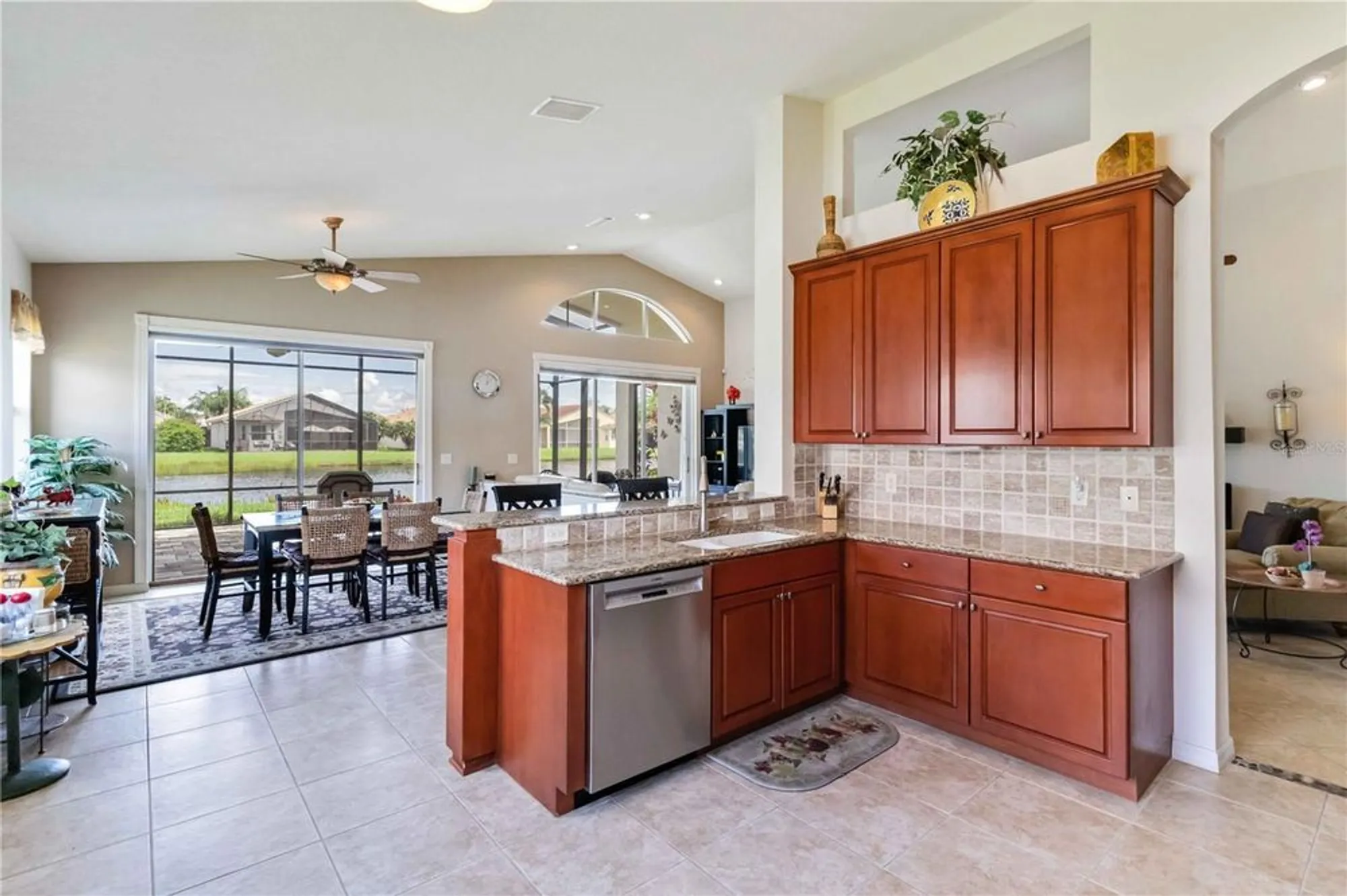 Property Slideshow image 9 of 31 | 4211 64th dr e unit e, Sarasota, FL, 34243