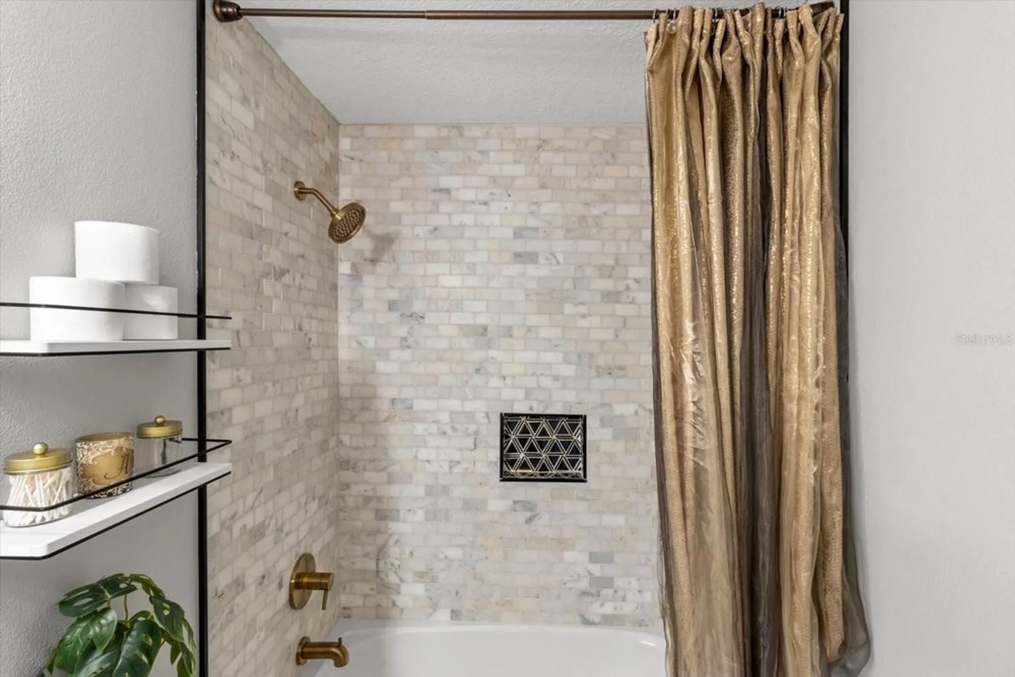 Property Slideshow image 26 of 34 | 1142 wolford dr, Trinity, FL, 34655