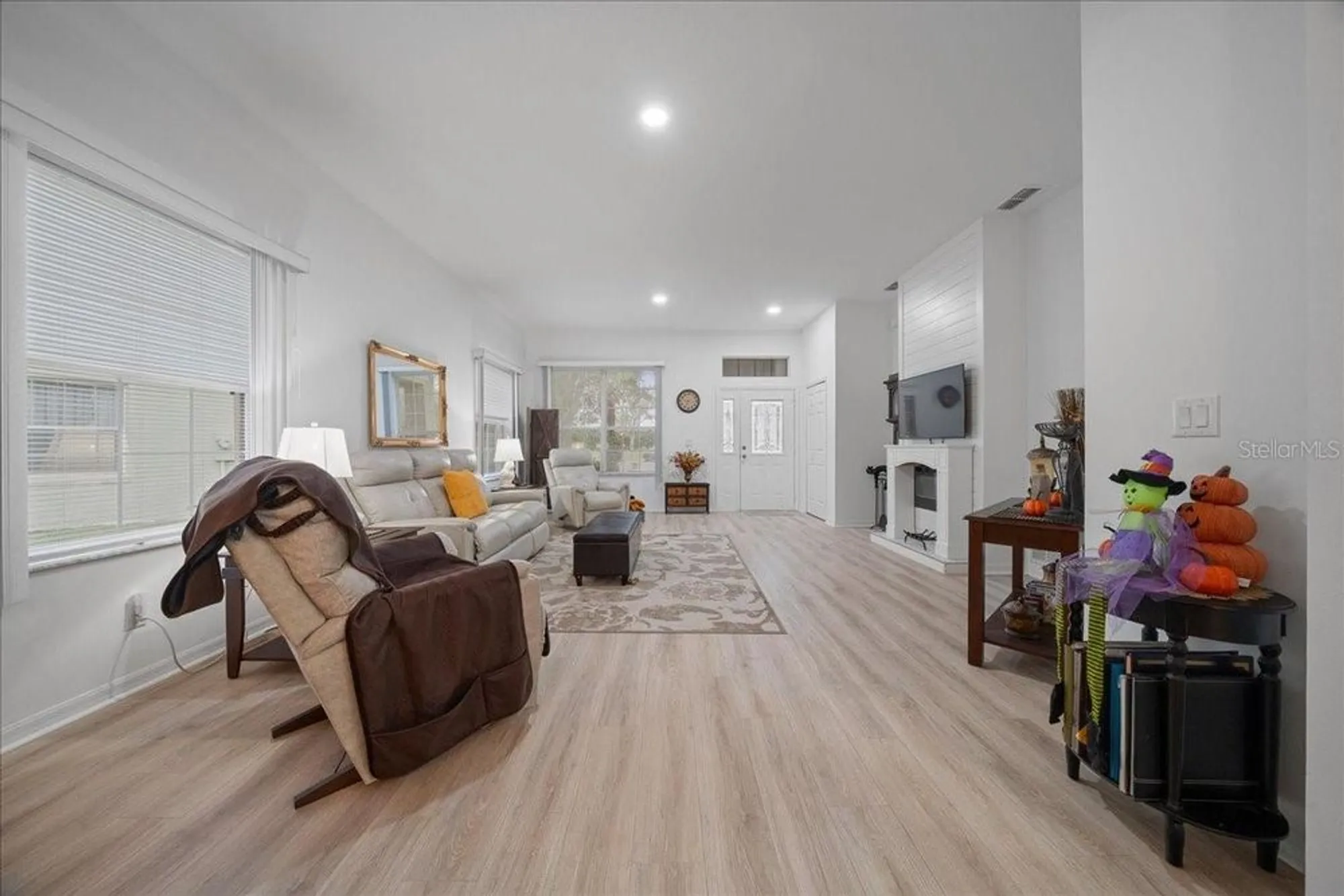 Property Slideshow image 14 of 58 | 25008 cypress pond ct, Leesburg, FL, 34748