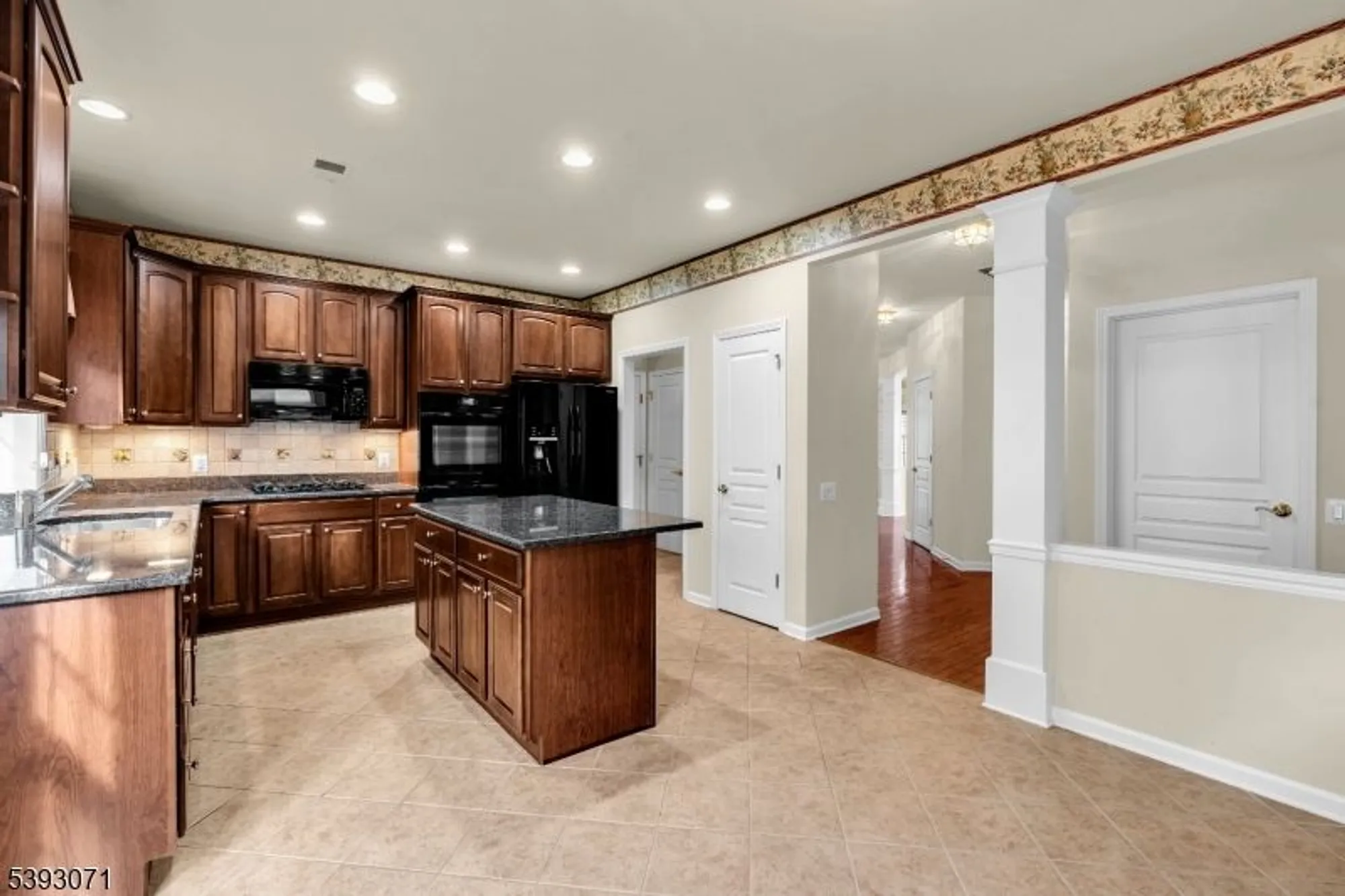 Property Slideshow image 18 of 45 | 212 sherwood ct, Somerset, NJ, 08873