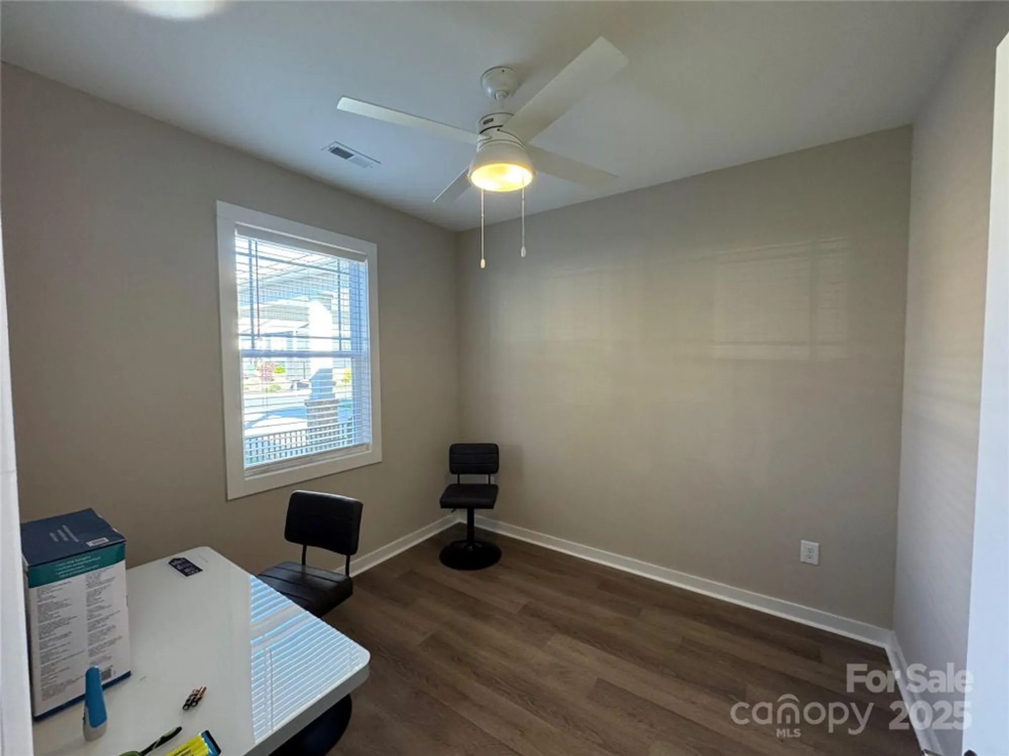 Property Slideshow image 22 of 26 | 2822 15th avenue pl se, Hickory, NC, 28602