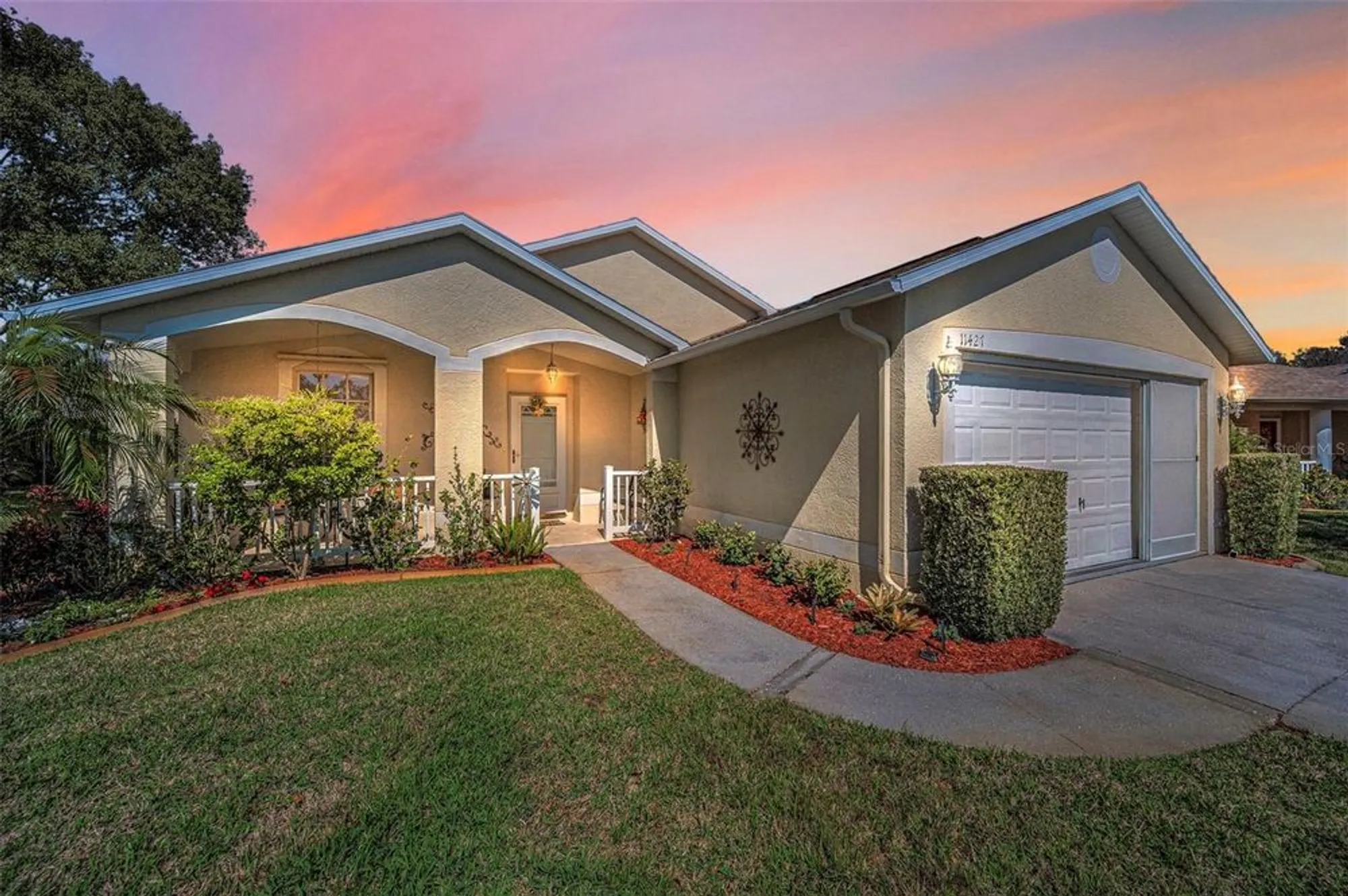 Property Slideshow image 1 of 100 | 11427 turtle dove pl, New Port Richey, FL, 34654