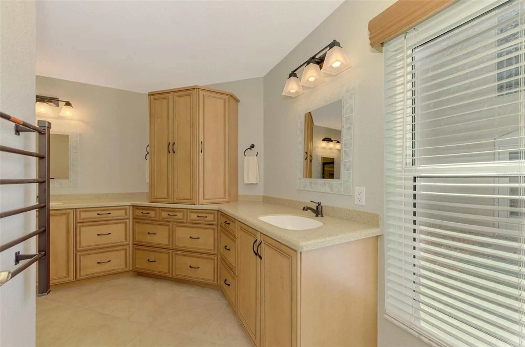 Property Slideshow image 25 of 70 | 3113 club dr apt 118, Port Charlotte, FL, 33953