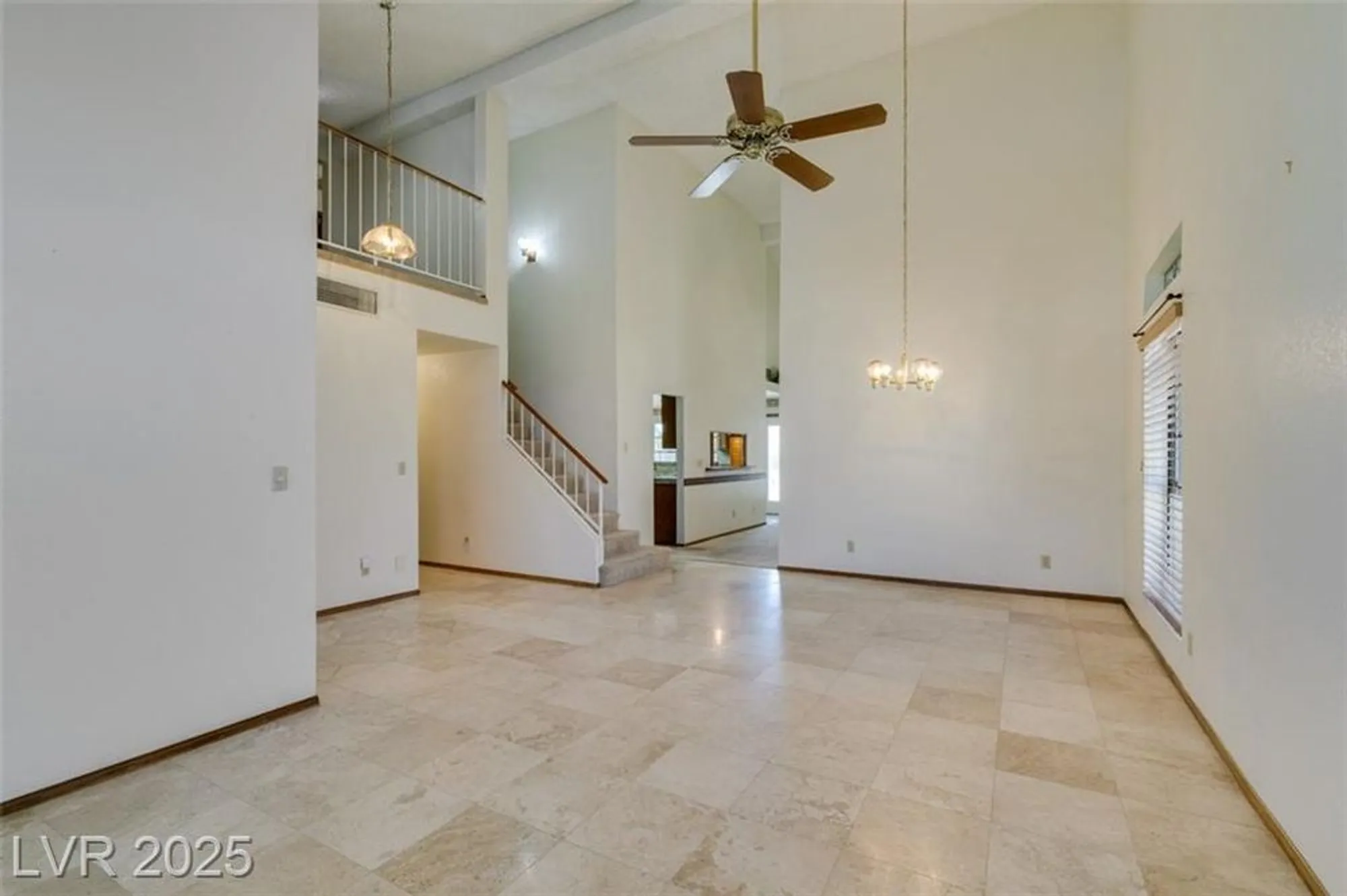 Property Slideshow image 11 of 74 | 5505 excelsior springs ln, Las Vegas, NV, 89130