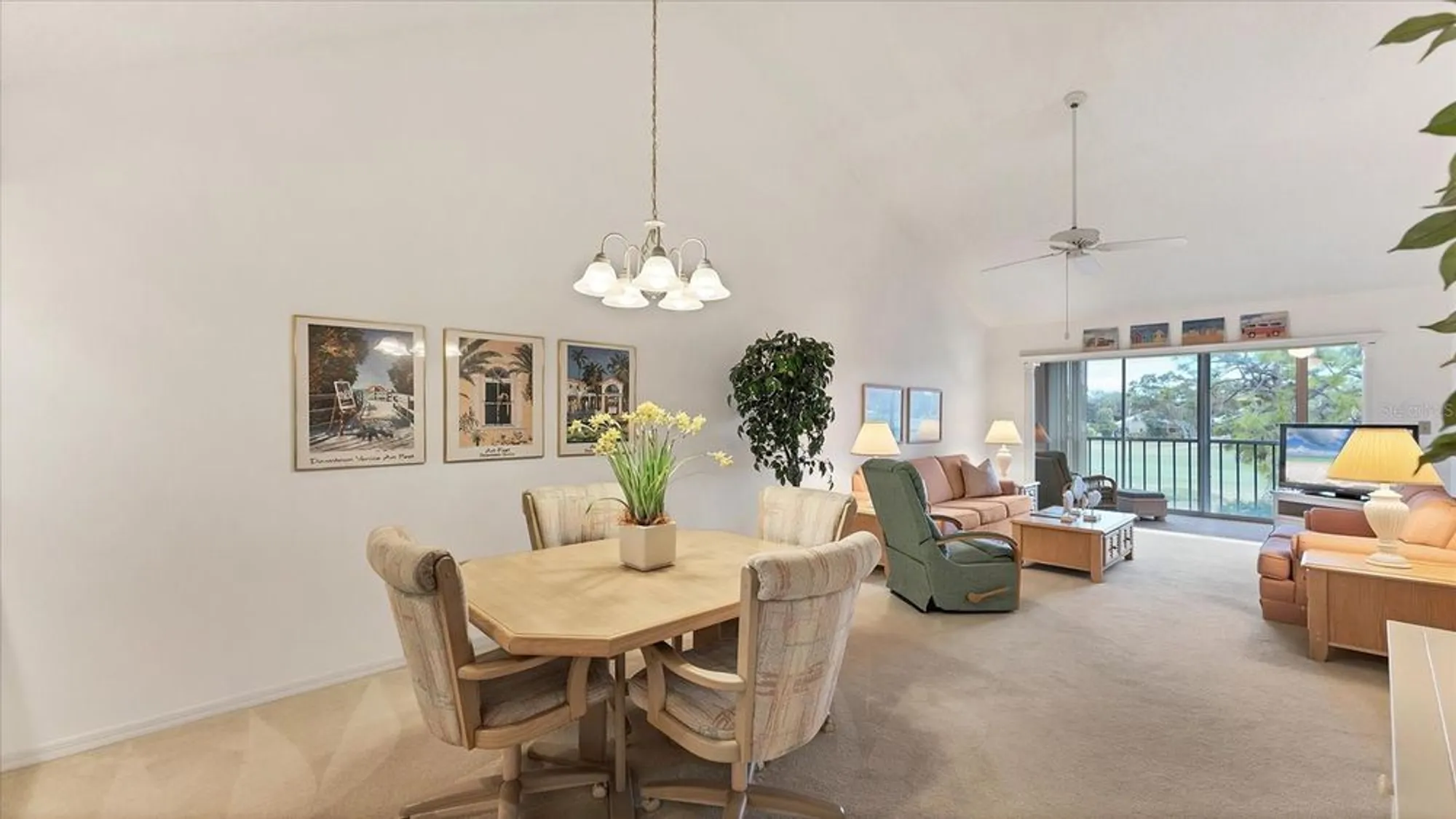 Property Slideshow image 7 of 44 | 450 cerromar rd 282, Venice, FL, 34293