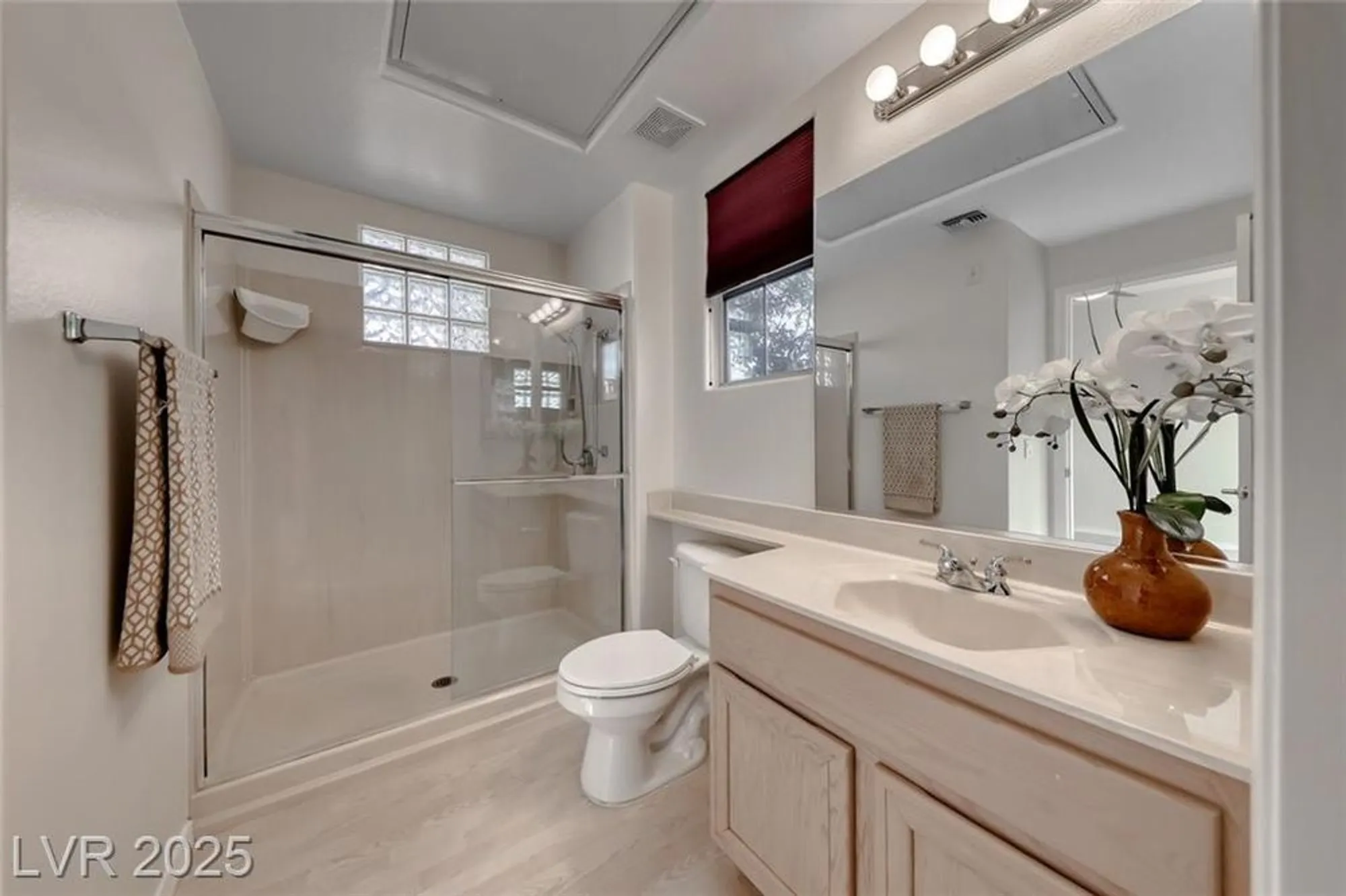 Property Slideshow image 31 of 50 | 3001 hartsville rd, Henderson, NV, 89052
