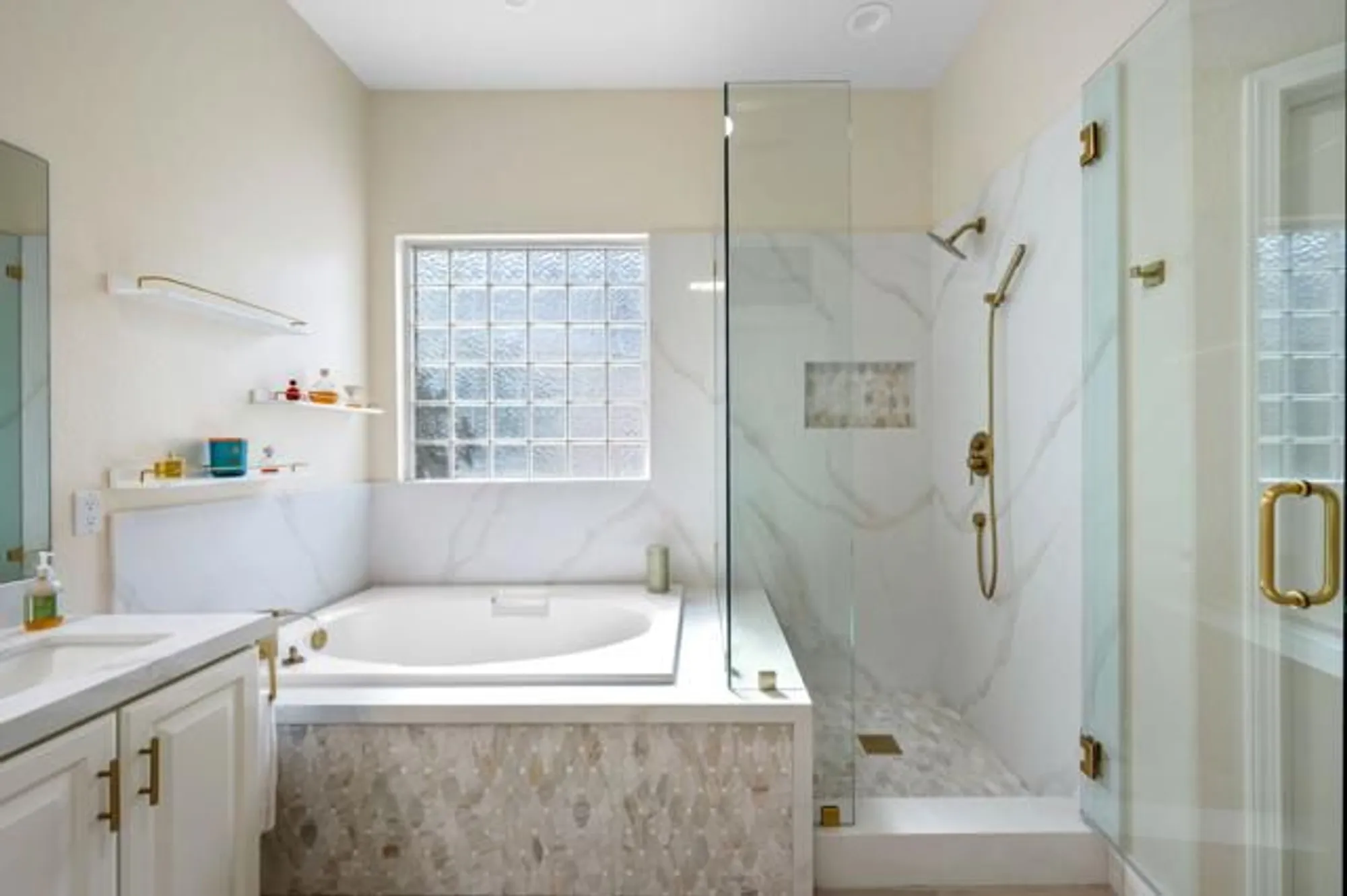 Property Slideshow image 24 of 62 | 44397 royal lytham dr, Indio, CA, 92201