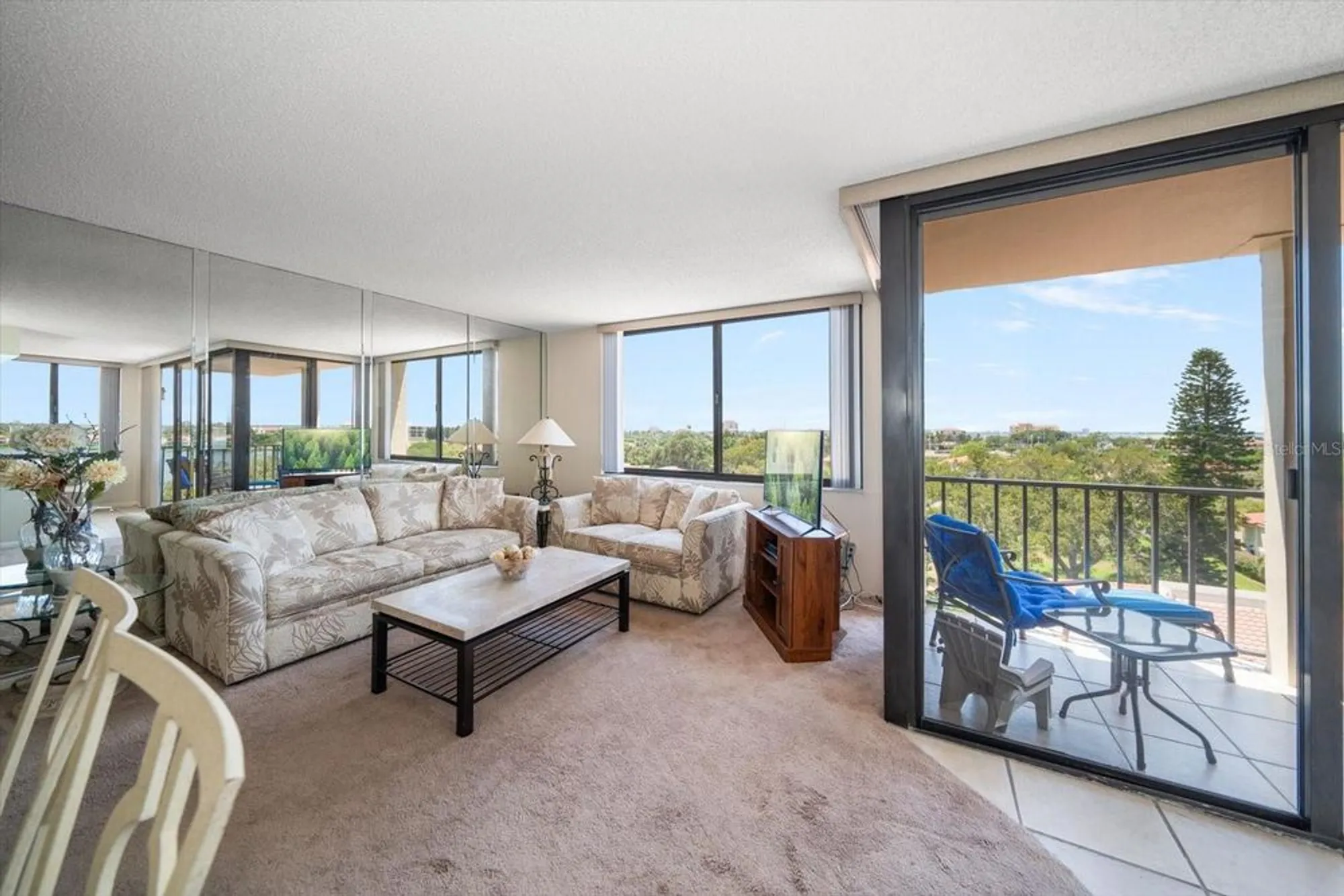 Property Slideshow image 30 of 34 | 6218 palma del mar blvd s apt 606, St Petersburg, FL, 33715